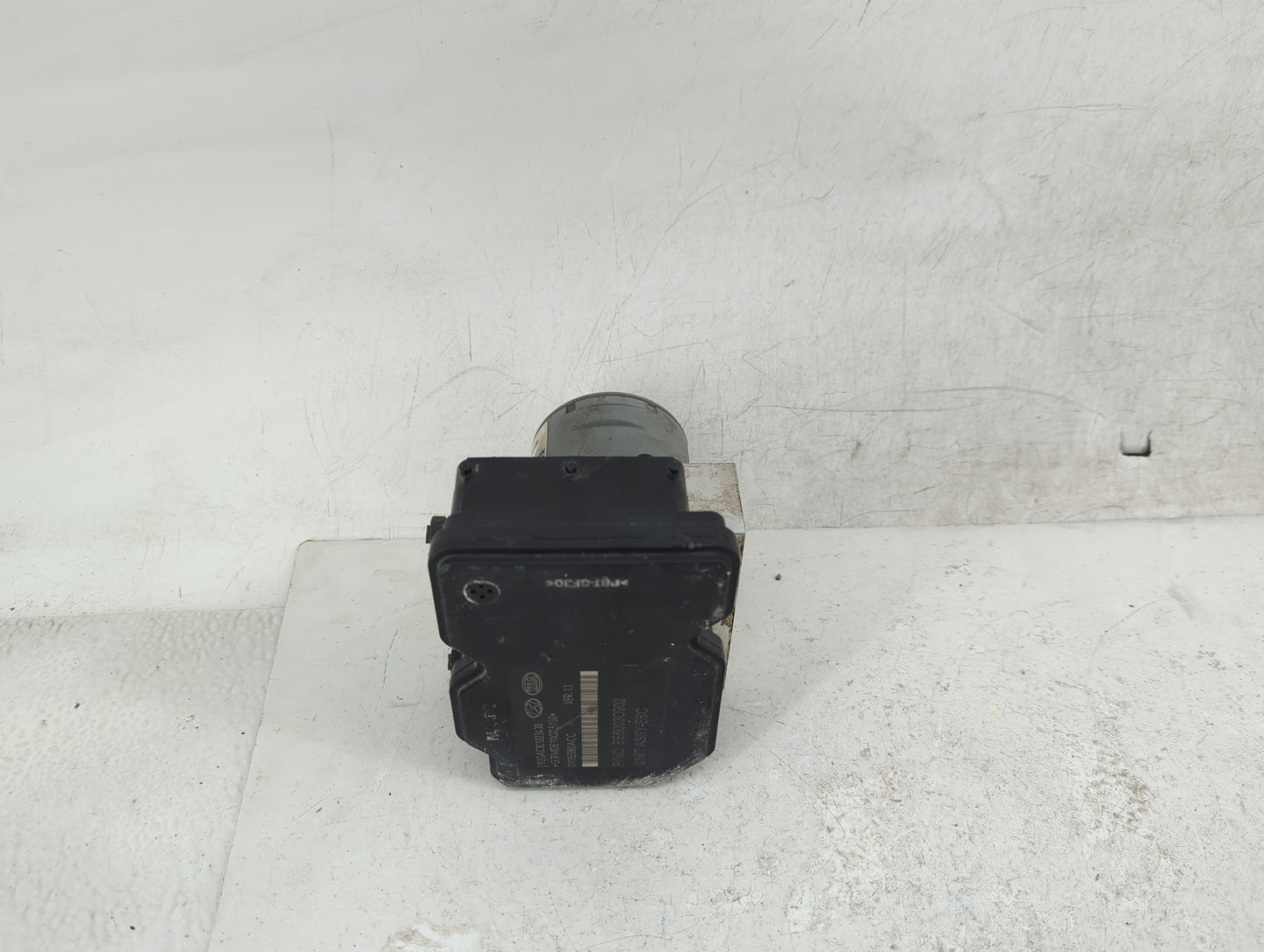 2014-2015 Kia Optima ABS Pump Control Module Replacement Fits Fits 2014 2015 OEM Used Auto Parts - Oemusedautoparts1.com