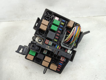 2014-2015 Kia Optima Fusebox Fuse Box Panel Relay Module P/N:91955-2T730QQK Fits Fits 2014 2015 OEM Used Auto Parts