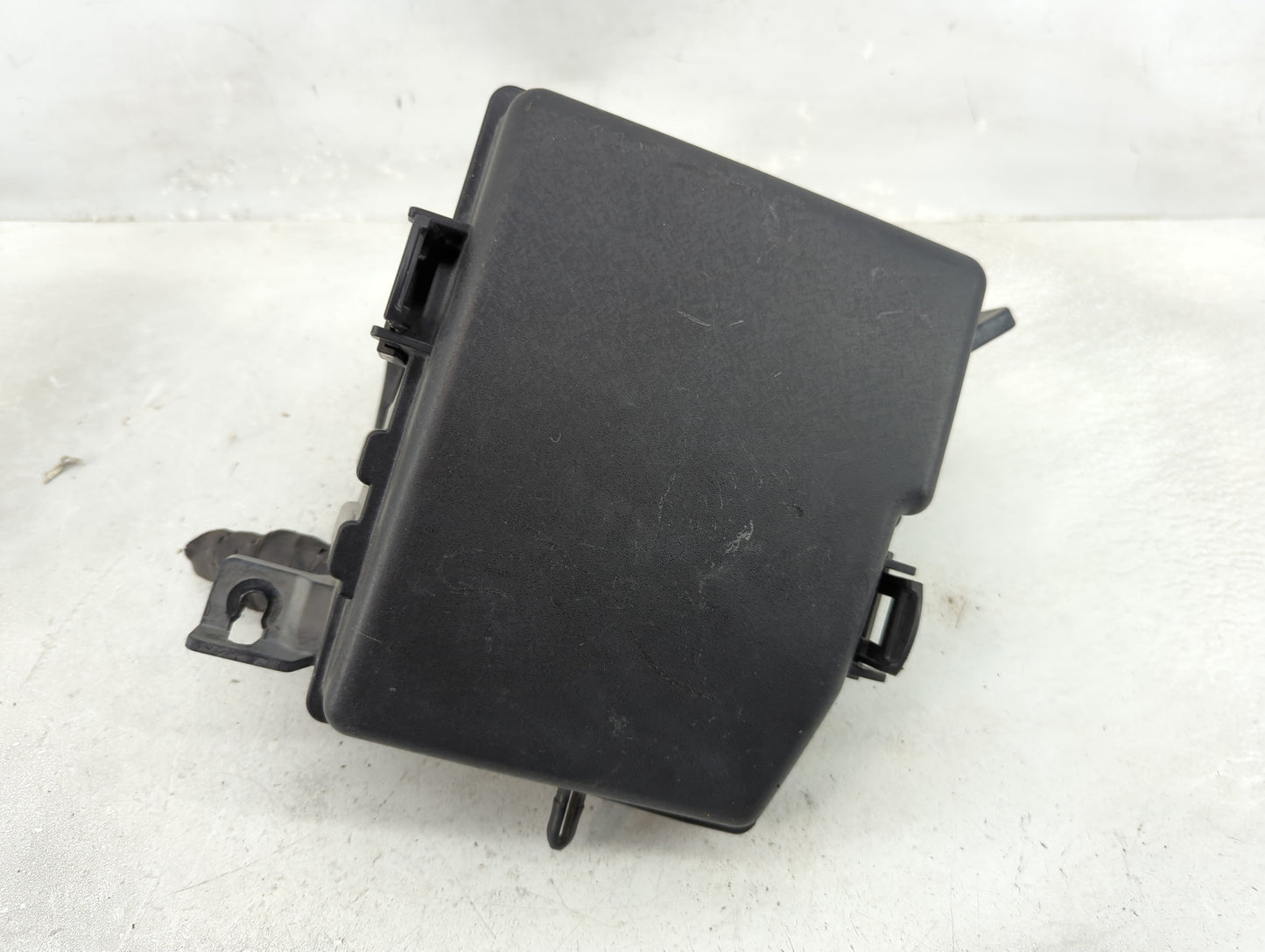 2014-2015 Kia Optima Fusebox Fuse Box Panel Relay Module P/N:91955-2T730 Fits Fits 2014 2015 OEM Used Auto Parts - Oemusedau