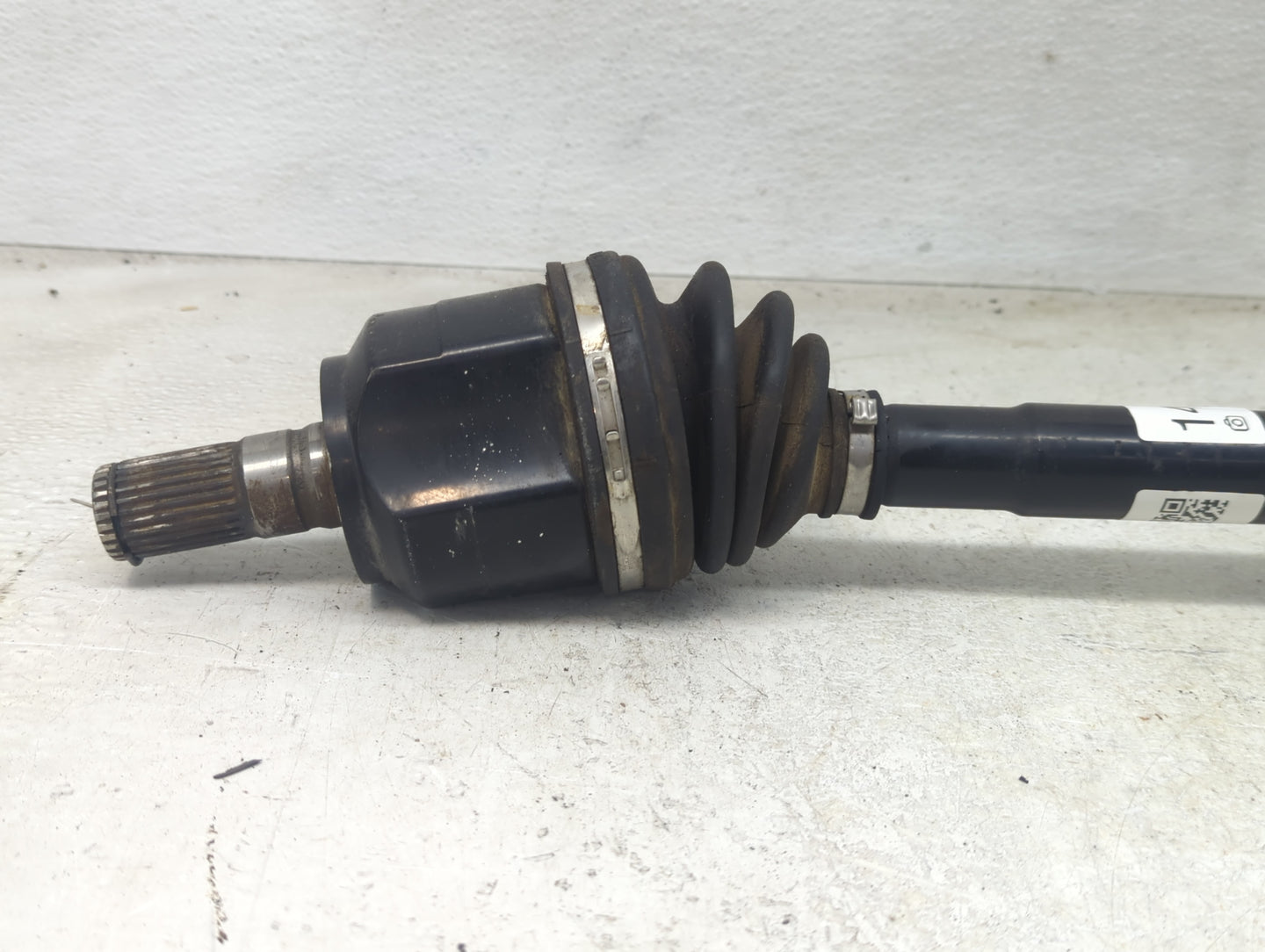 2014-2015 Kia Optima Axle Shaft Front Passenger Cv C/v - Oemusedautoparts1.com