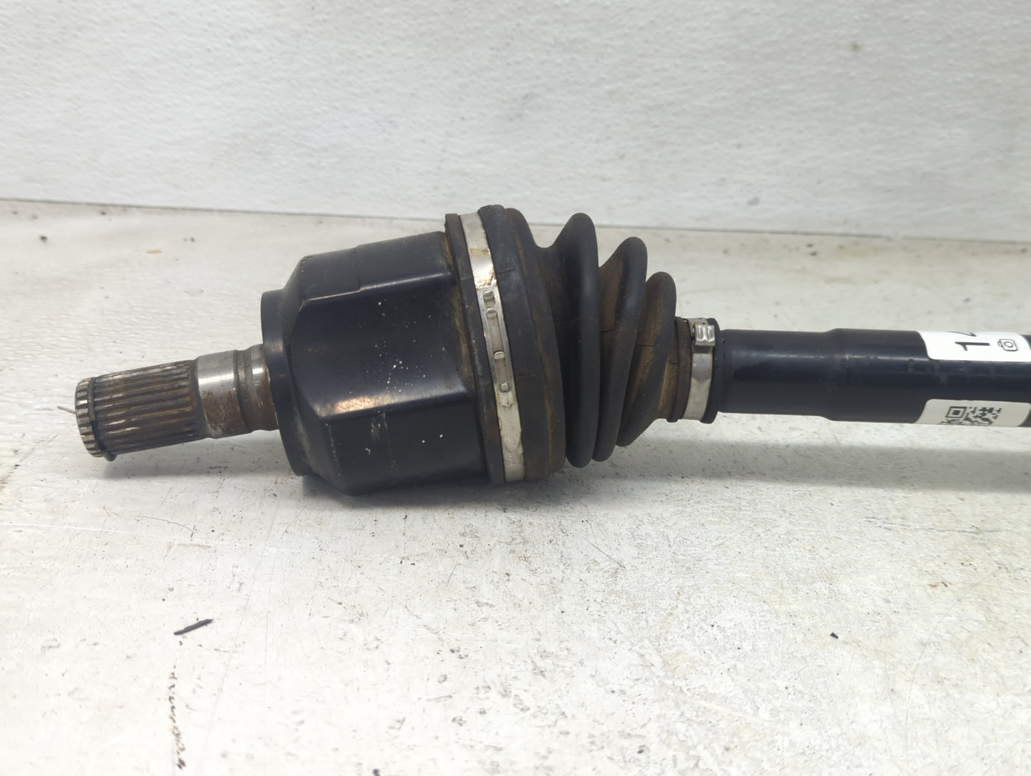 2014-2015 Kia Optima Axle Shaft Front Passenger Cv C/v - Oemusedautoparts1.com