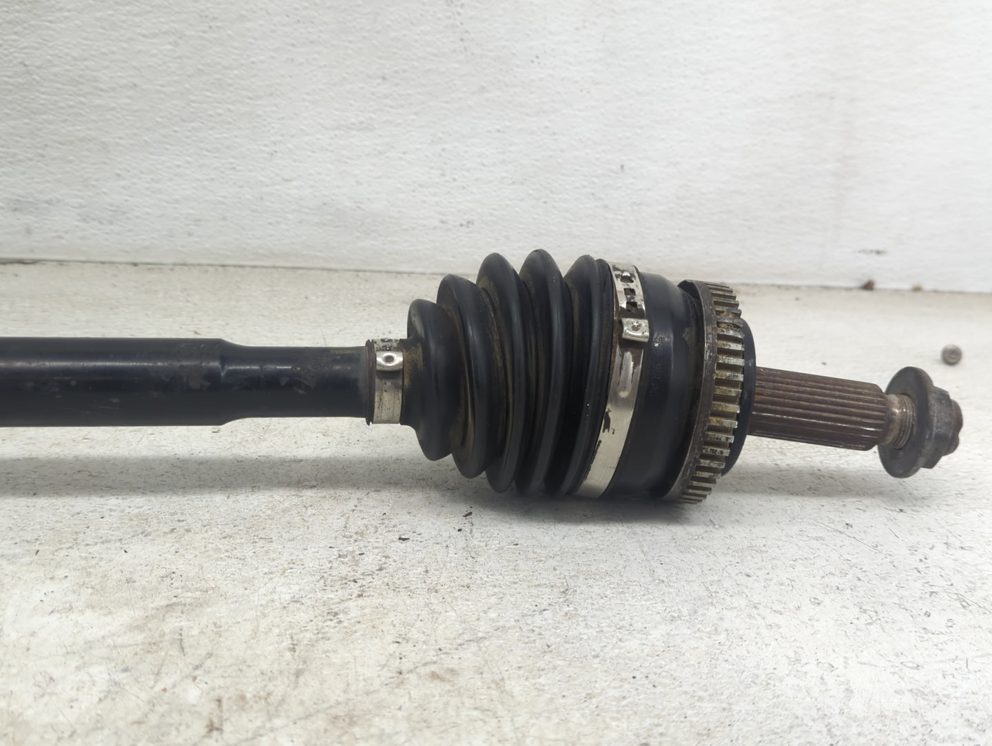 2014-2015 Kia Optima Axle Shaft Front Passenger Cv C/v - Oemusedautoparts1.com