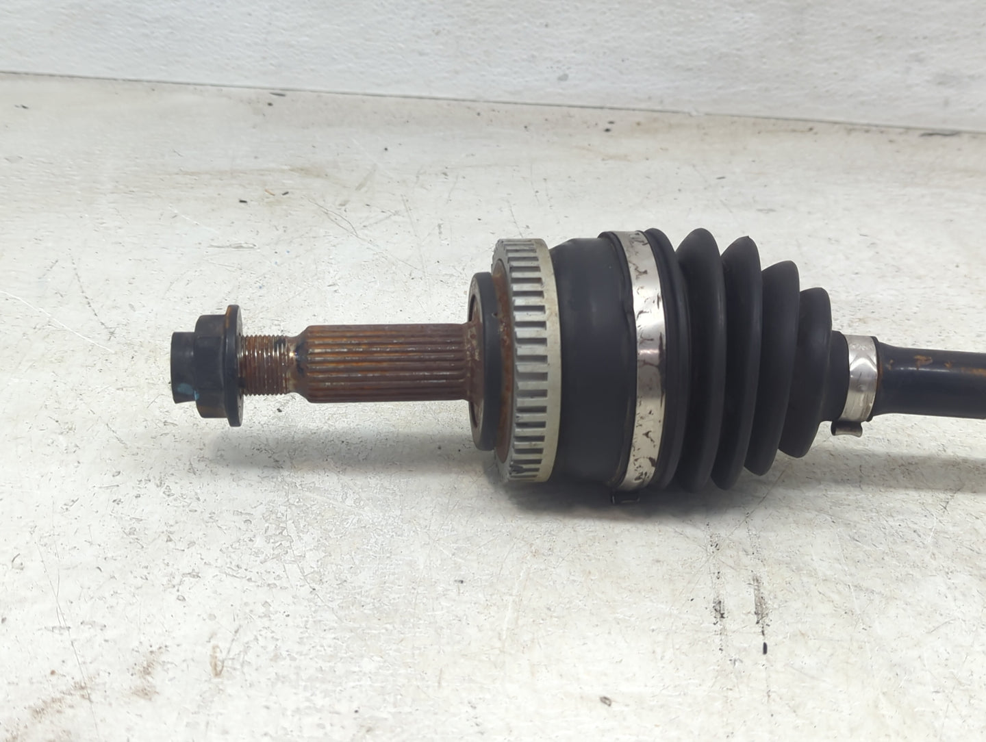 2014-2015 Kia Optima Axle Shaft Front Driver Cv C/v - Oemusedautoparts1.com