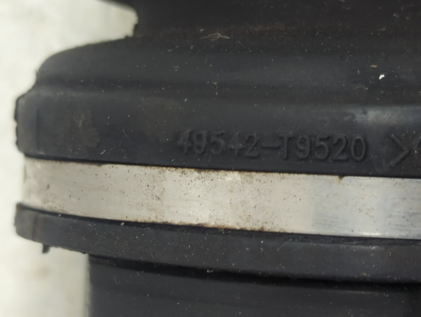 2014-2015 Kia Optima Axle Shaft Front Driver Cv C/v - Oemusedautoparts1.com