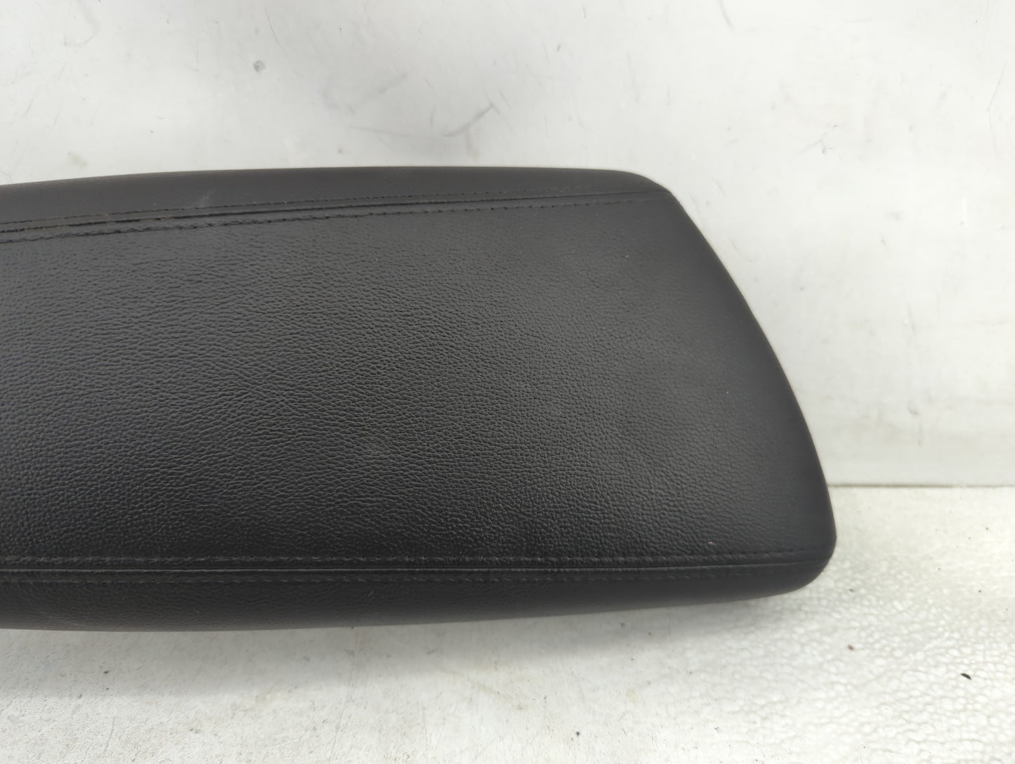 2015 Kia Optima Center Console Armrest Cover Lid Fits OEM Used Auto Parts - Oemusedautoparts1.com