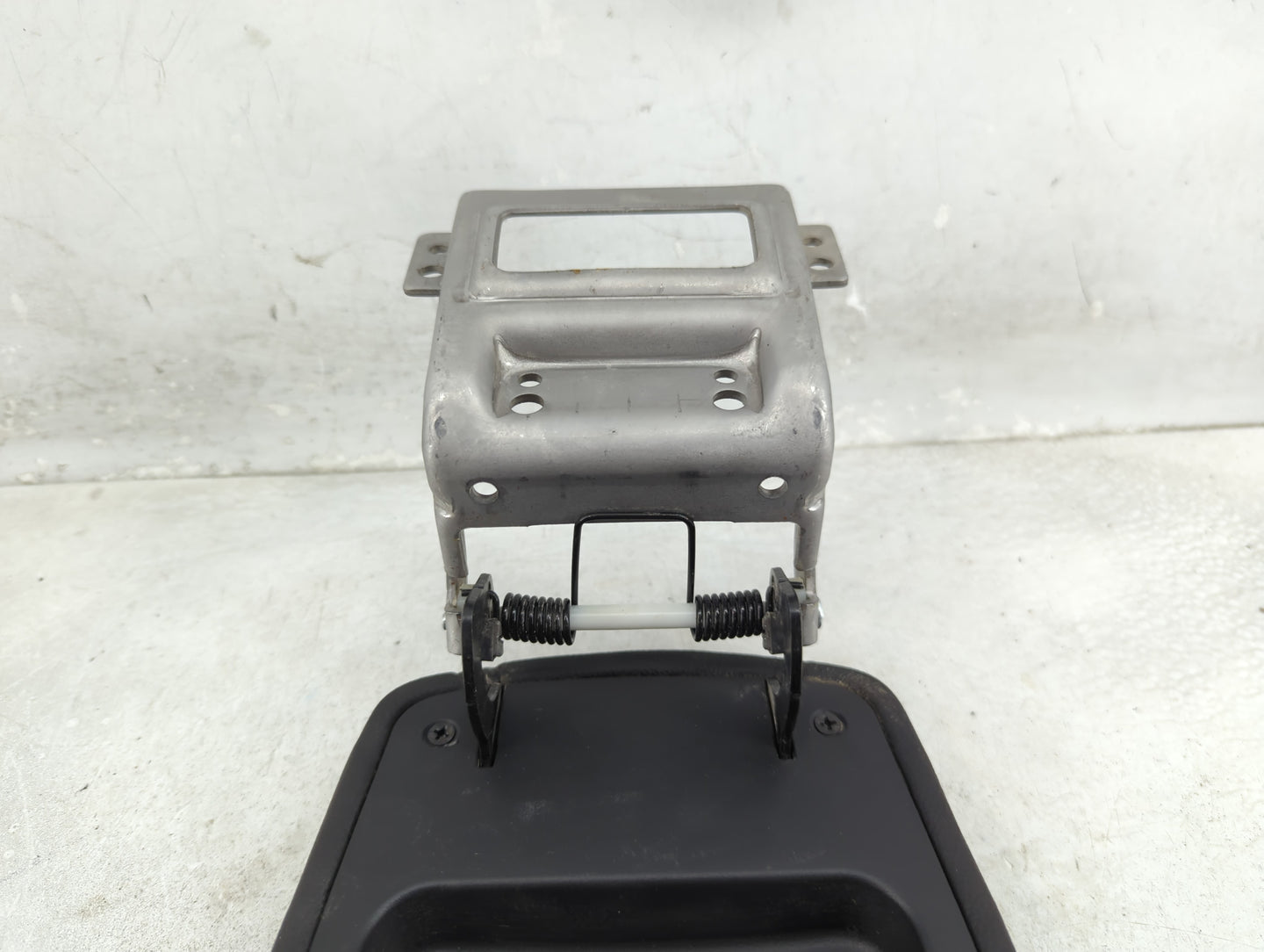 2015 Kia Optima Center Console Armrest Cover Lid Fits OEM Used Auto Parts - Oemusedautoparts1.com