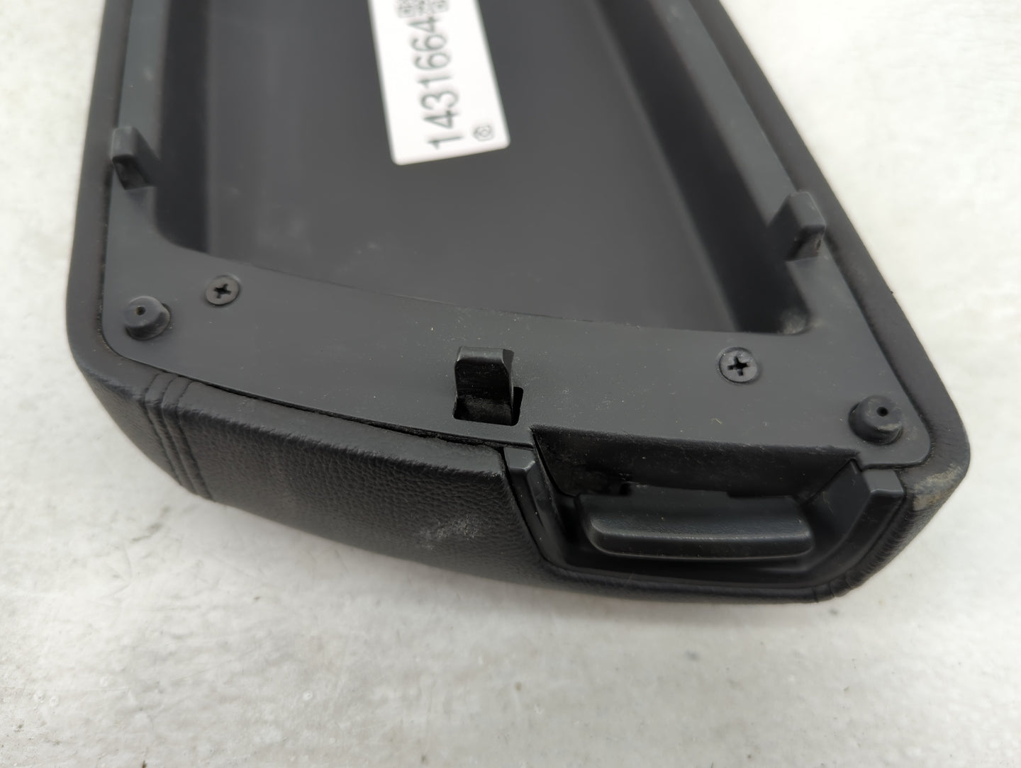 2015 Kia Optima Center Console Armrest Cover Lid Fits OEM Used Auto Parts - Oemusedautoparts1.com