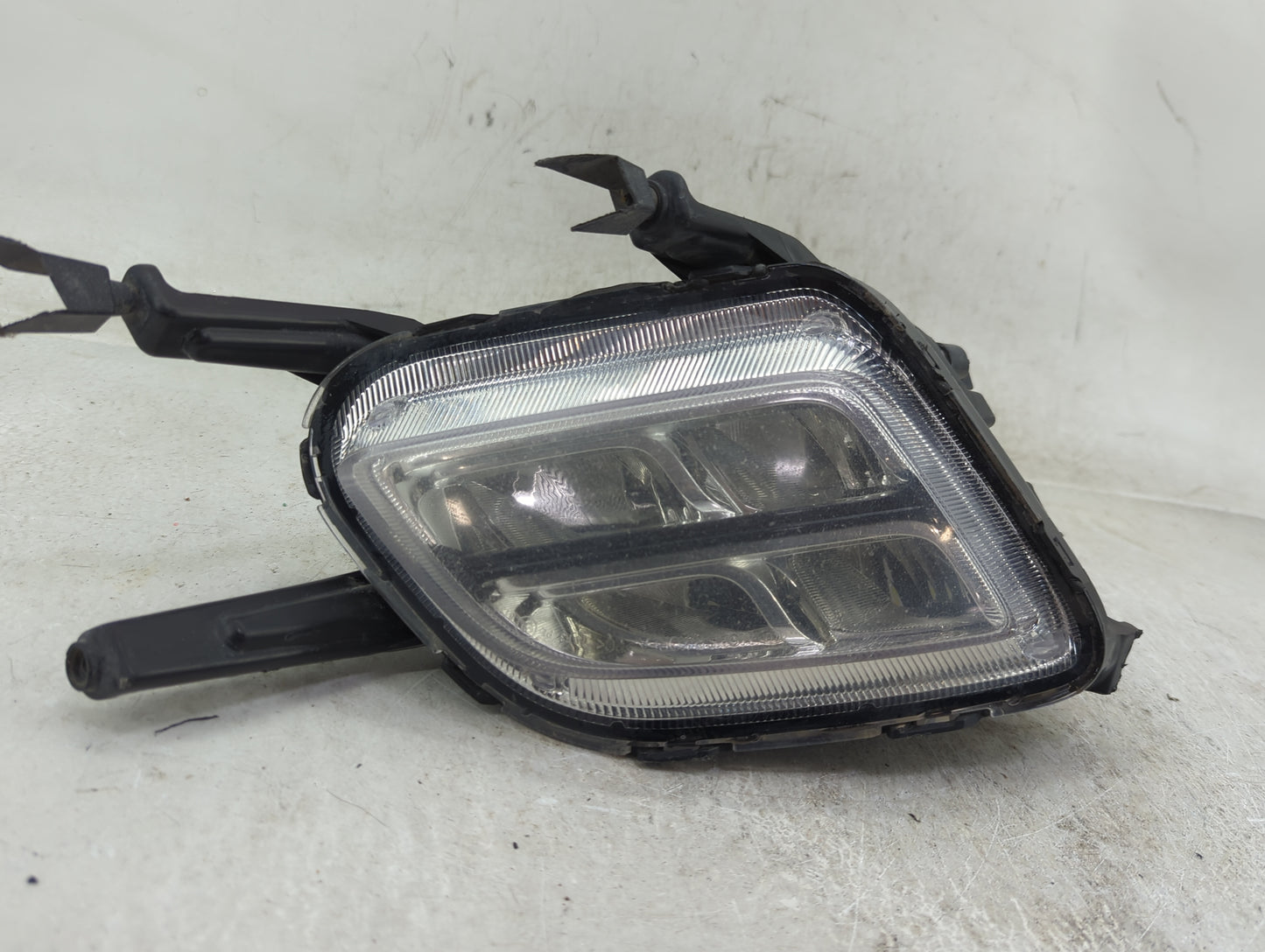 2014-2016 Kia Optima Passenger Right Oem Fog Light Lamp - Oemusedautoparts1.com