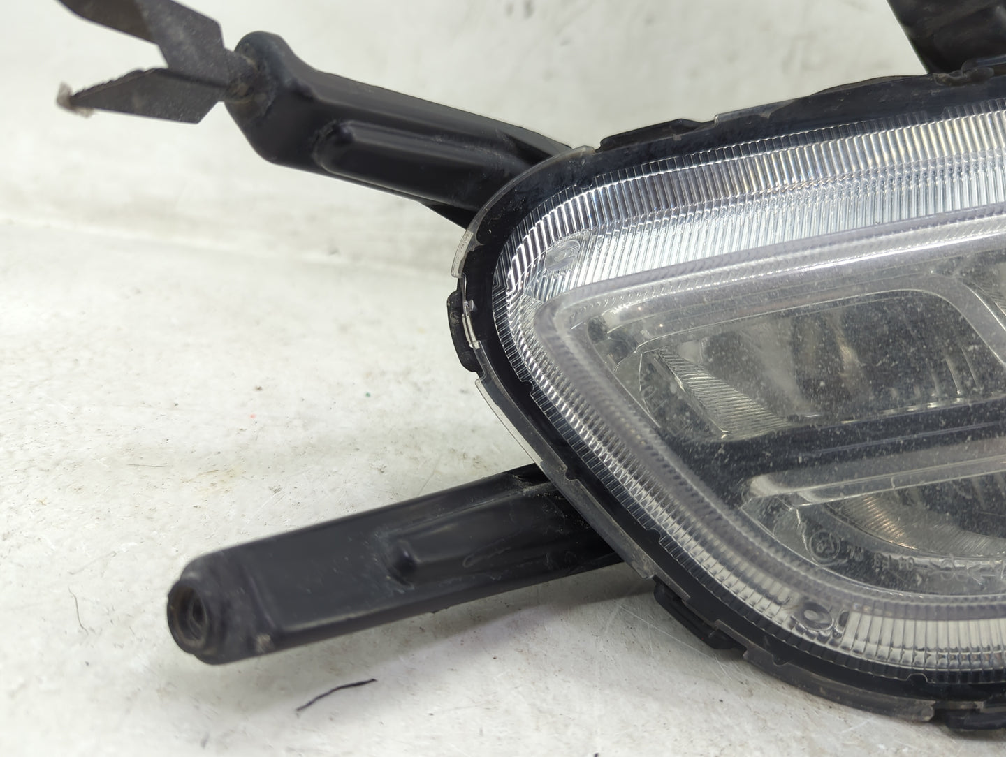 2014-2016 Kia Optima Passenger Right Oem Fog Light Lamp - Oemusedautoparts1.com