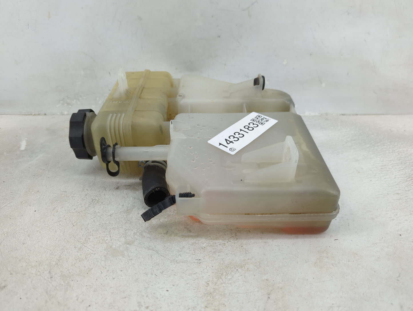 2011-2016 Kia Optima Radiator Coolant Overflow Expansion Tank Bottle 1433183 - Oemusedautoparts1.com