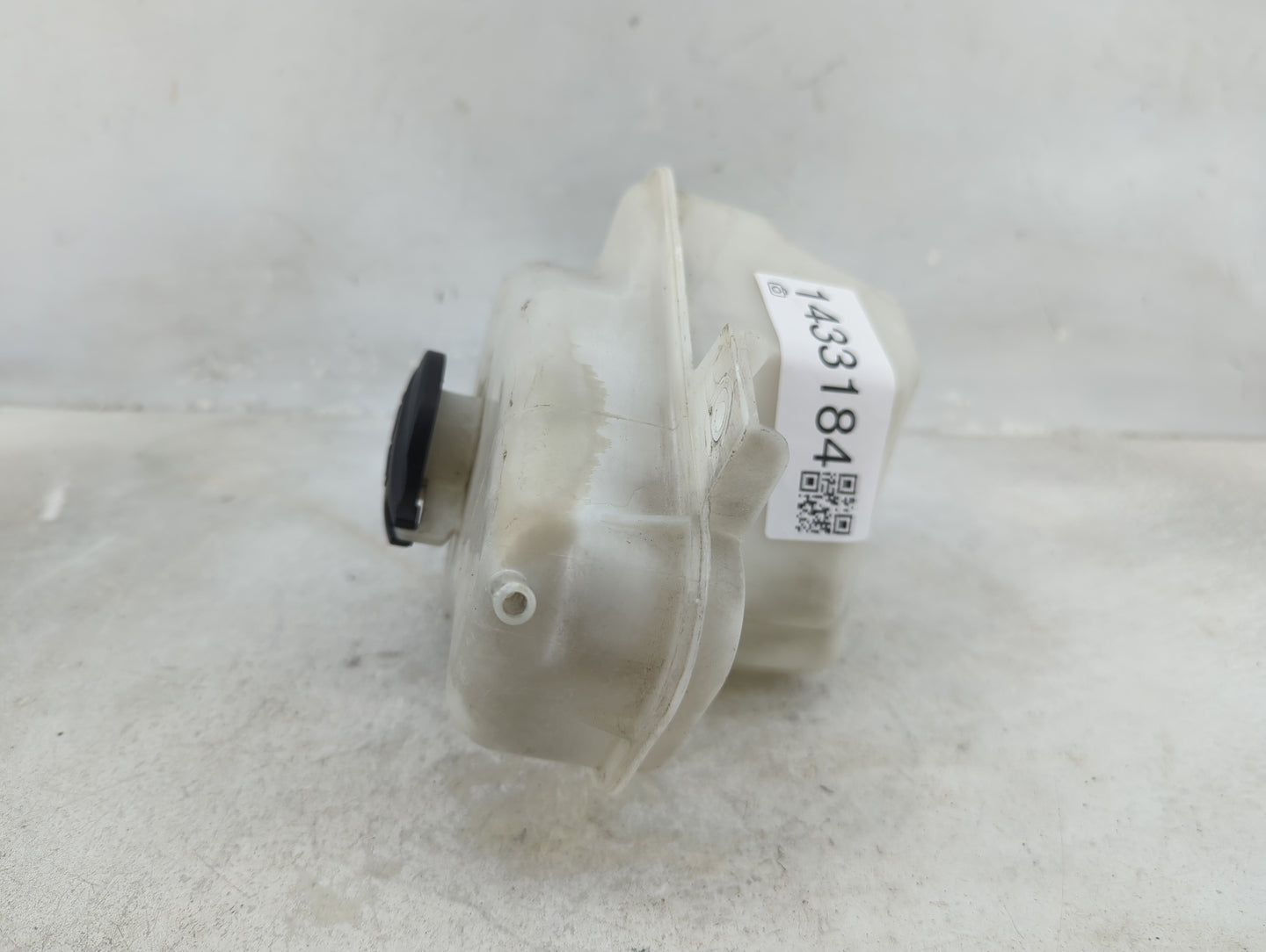 2011-2016 Kia Optima Radiator Coolant Overflow Expansion Tank Bottle 1433184 - Oemusedautoparts1.com