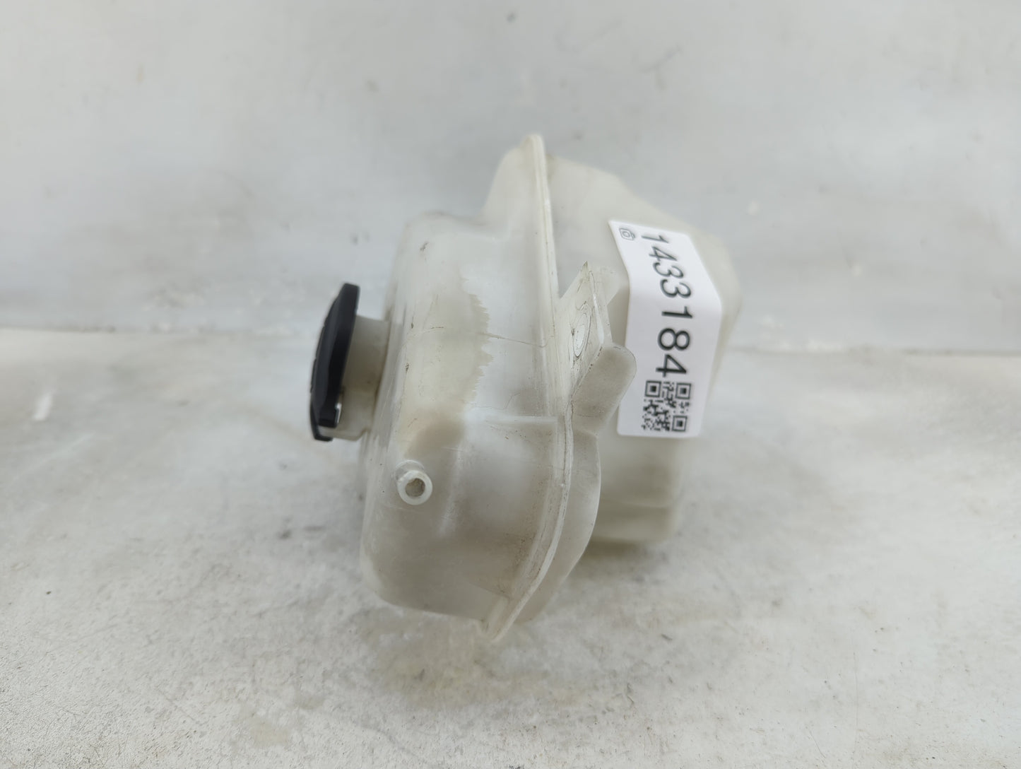 2011-2016 Kia Optima Radiator Coolant Overflow Expansion Tank Bottle 1433184 - Oemusedautoparts1.com