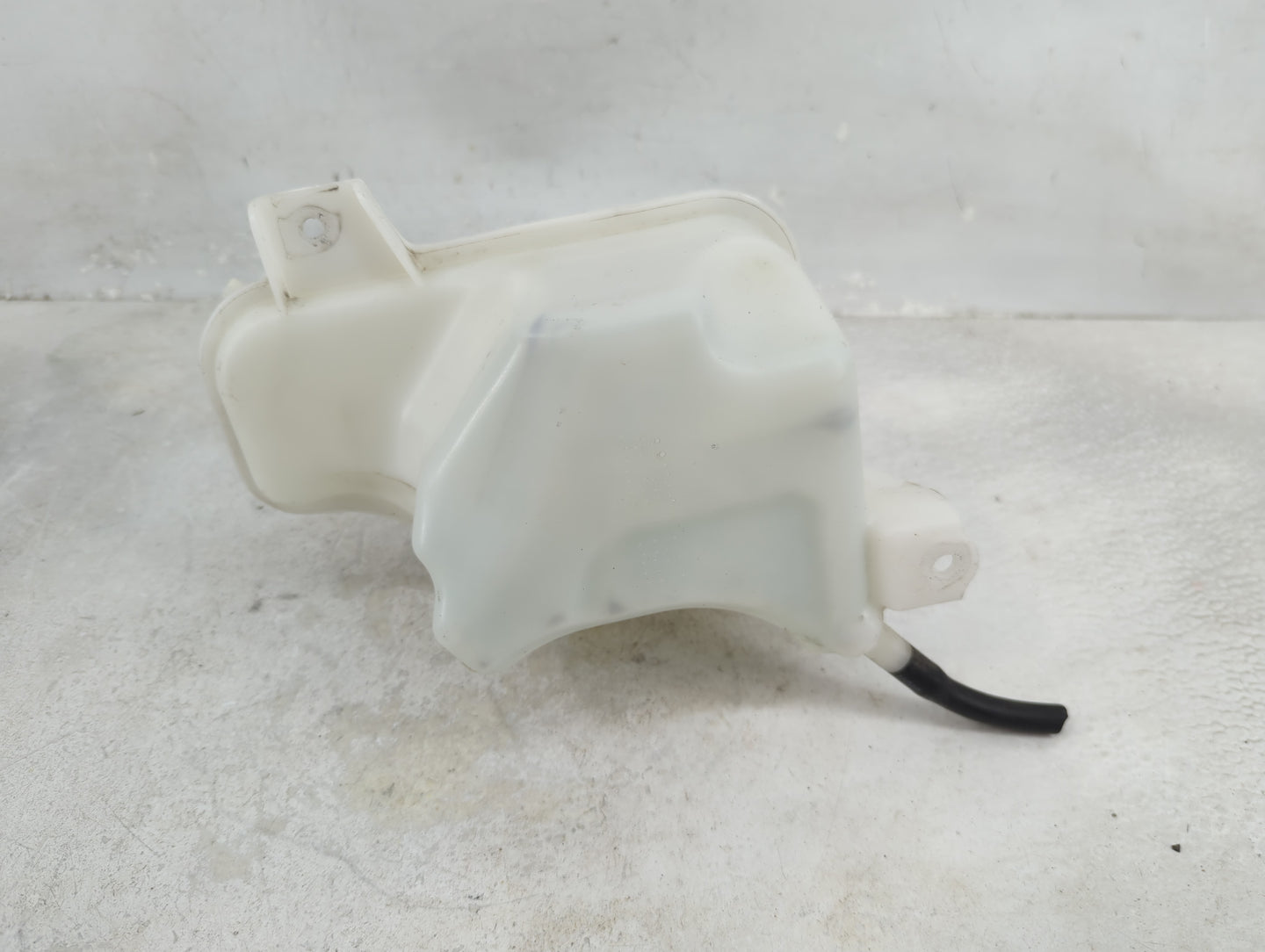 2011-2016 Kia Optima Radiator Coolant Overflow Expansion Tank Bottle 1433185 - Oemusedautoparts1.com