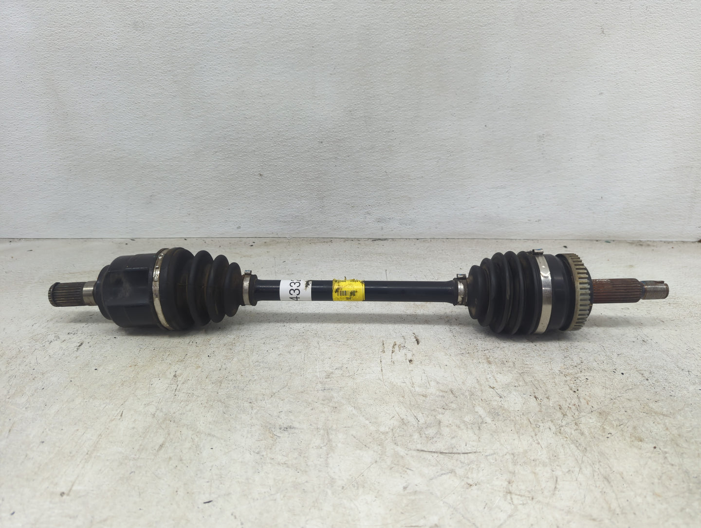 2014-2015 Kia Optima Axle Shaft Front Driver Cv C/v - Oemusedautoparts1.com