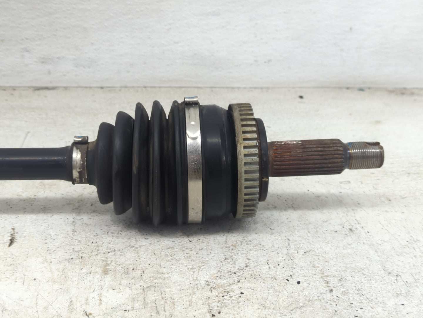 2014-2015 Kia Optima Axle Shaft Front Driver Cv C/v - Oemusedautoparts1.com