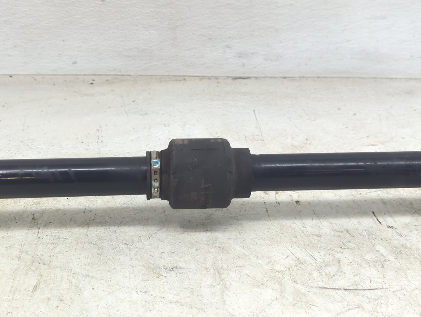 2014-2015 Kia Optima Axle Shaft Front Passenger Cv C/v - Oemusedautoparts1.com