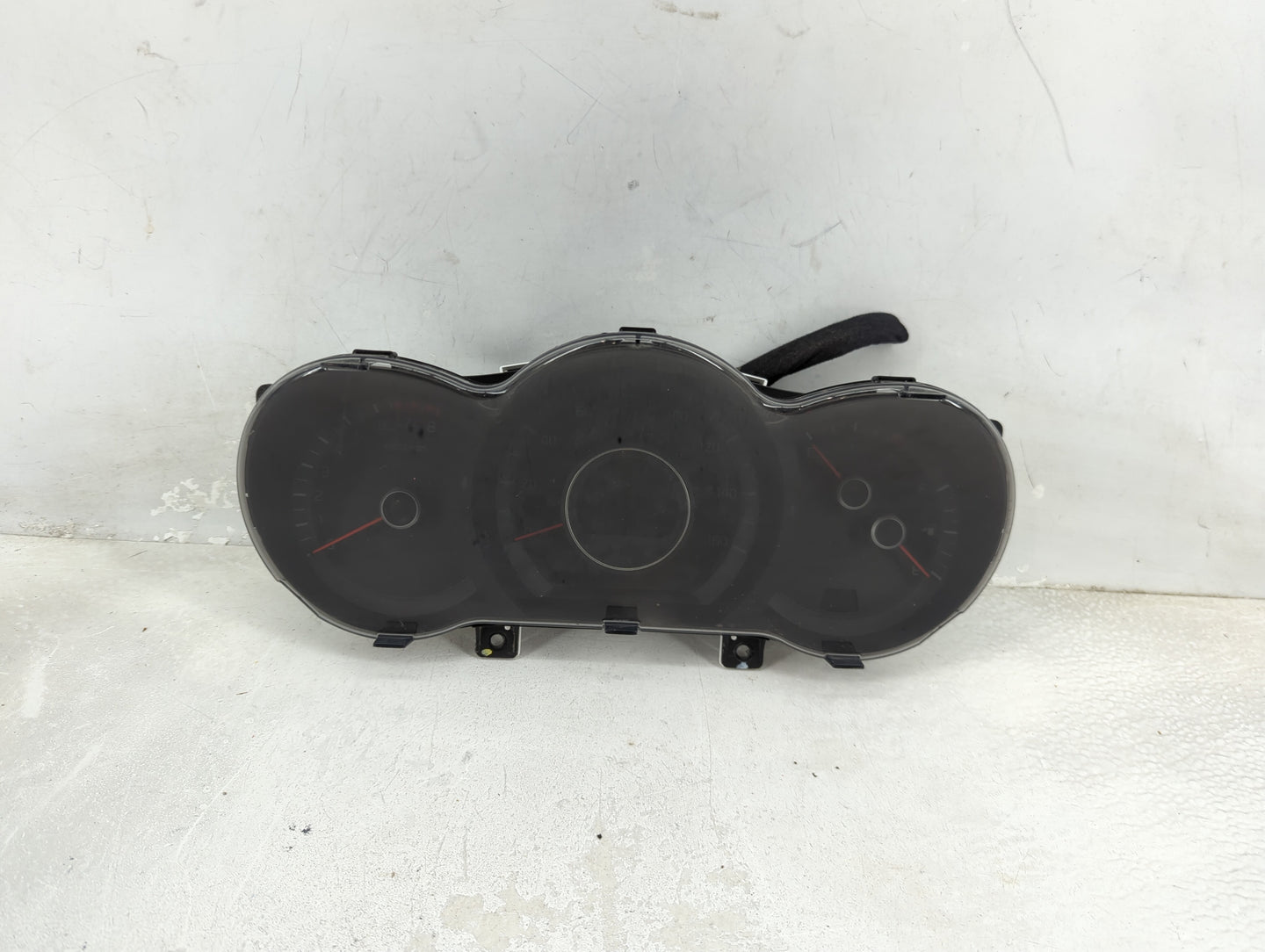 2014-2015 Kia Optima Instrument Cluster Speedometer Gauges P/N:94031-2T270 Fits Fits 2014 2015 OEM Used Auto Parts - Oemused