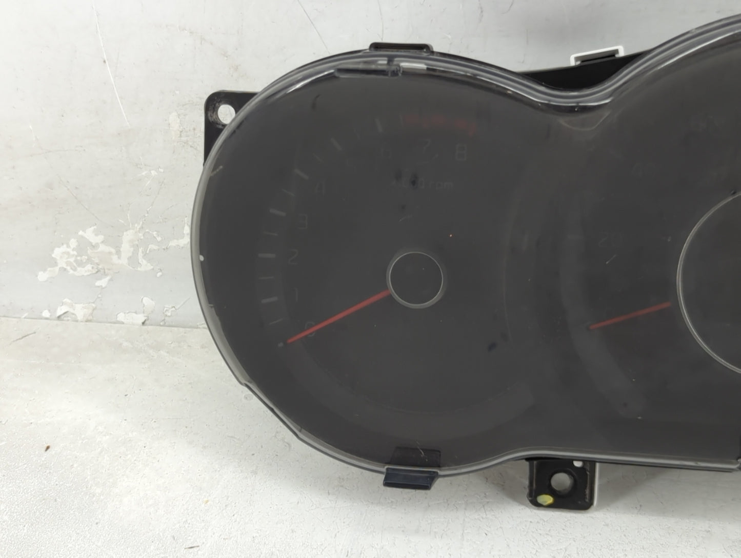 2014-2015 Kia Optima Instrument Cluster Speedometer Gauges P/N:94031-2T270 Fits Fits 2014 2015 OEM Used Auto Parts - Oemused