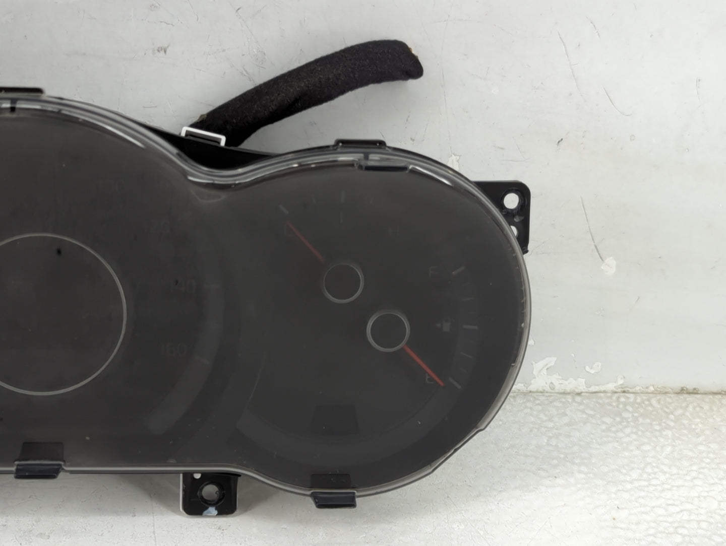 2014-2015 Kia Optima Instrument Cluster Speedometer Gauges P/N:94031-2T270 Fits Fits 2014 2015 OEM Used Auto Parts - Oemused