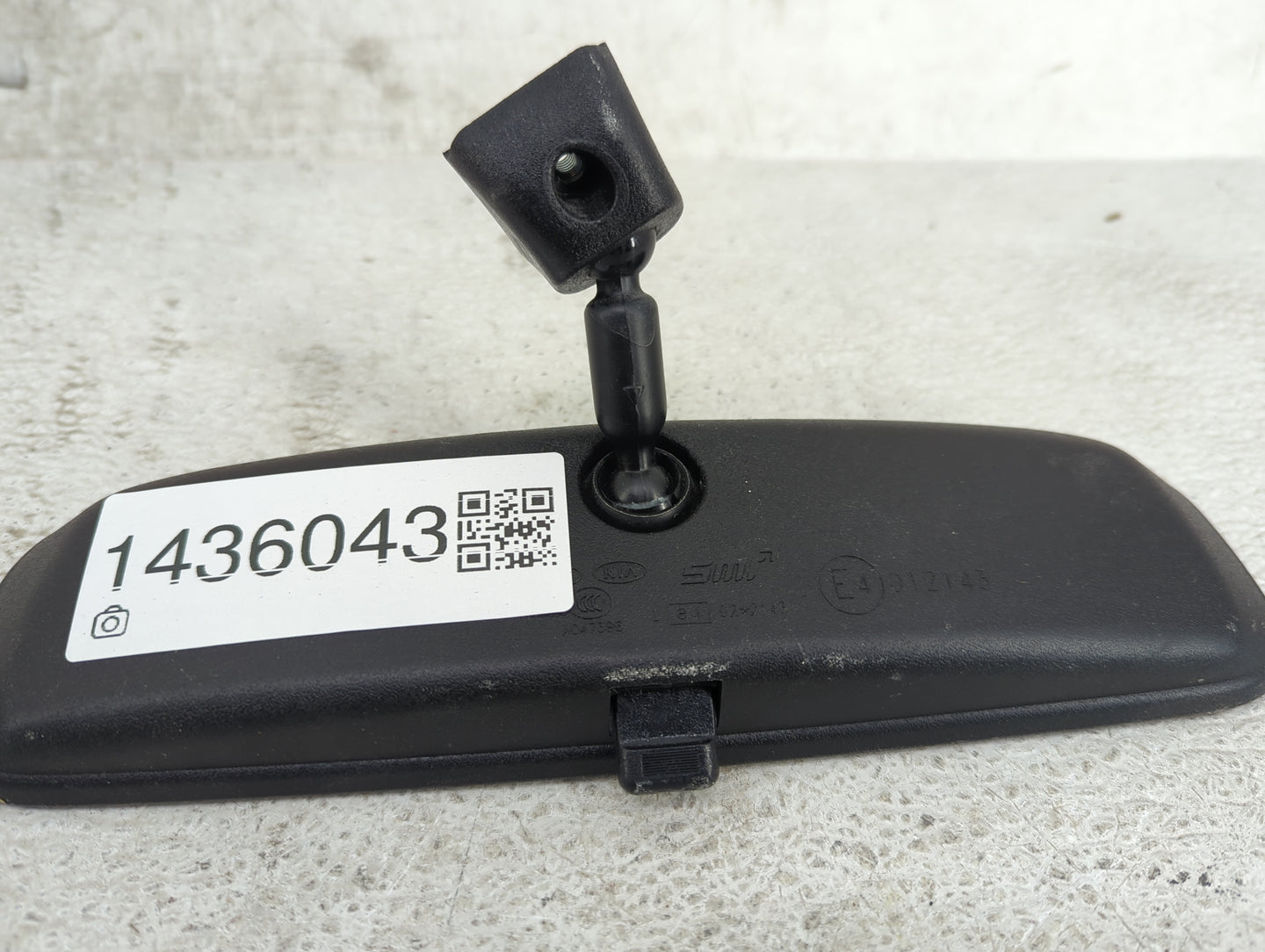 2015 Kia Optima Interior Rear View Mirror Replacement OEM P/N:E4012143 Fits OEM Used Auto Parts - Oemusedautoparts1.com