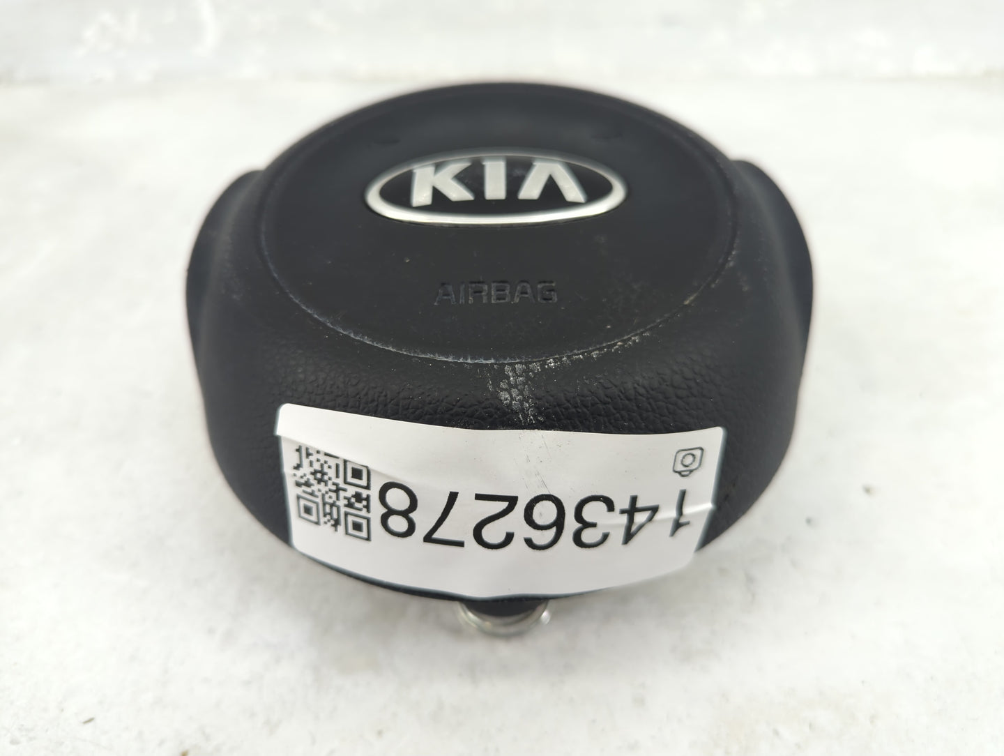2015 Kia Optima Air Bag Driver Left Steering Wheel Mounted P/N:34089531A Fits OEM Used Auto Parts - Oemusedautoparts1.com