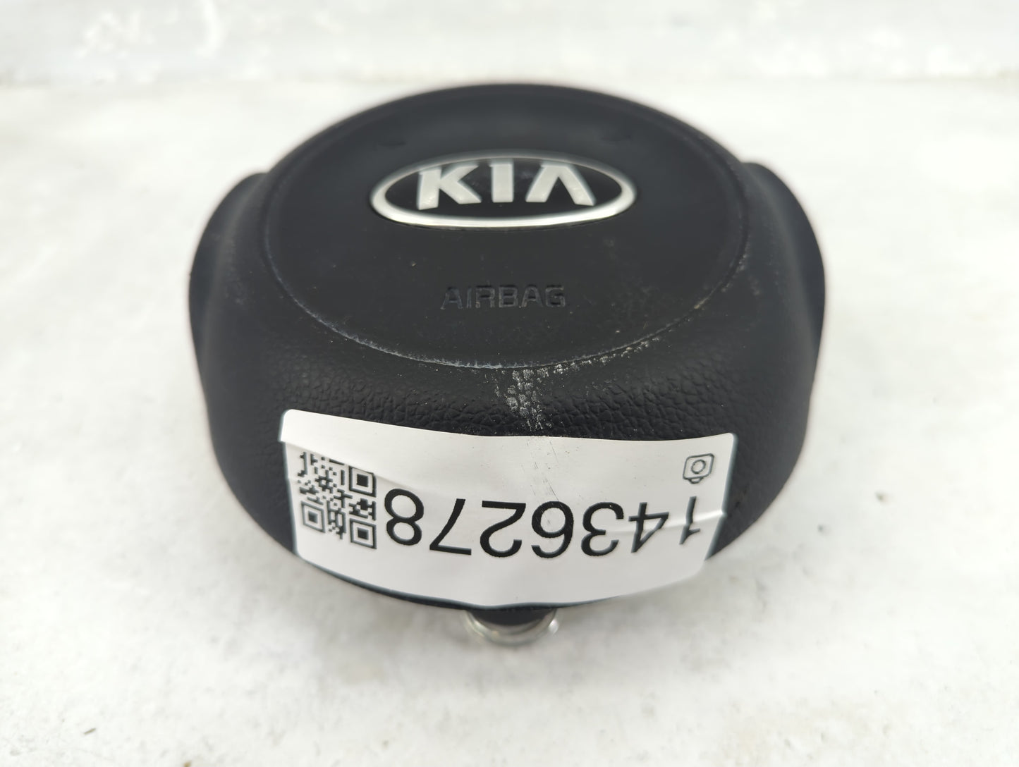 2015 Kia Optima Air Bag Driver Left Steering Wheel Mounted P/N:34089531A Fits OEM Used Auto Parts - Oemusedautoparts1.com