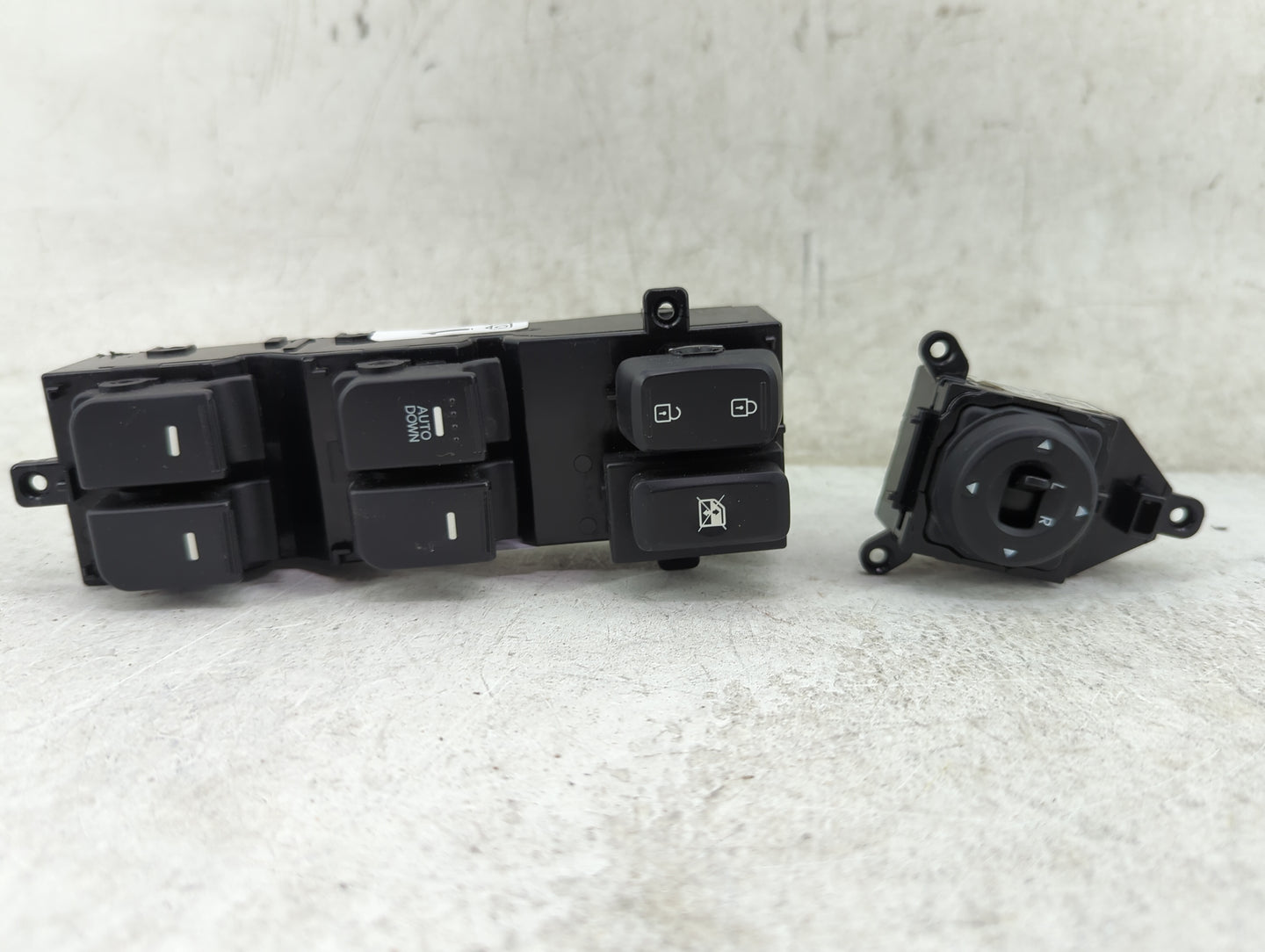 2015 Kia Optima Driver Left Door Master Power Window Switch - Oemusedautoparts1.com