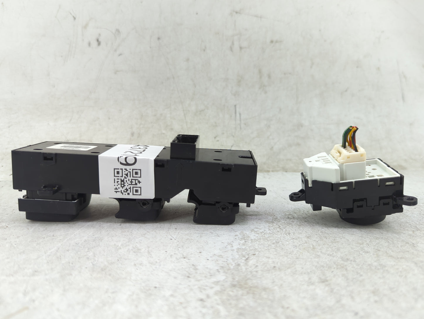 2015 Kia Optima Driver Left Door Master Power Window Switch - Oemusedautoparts1.com