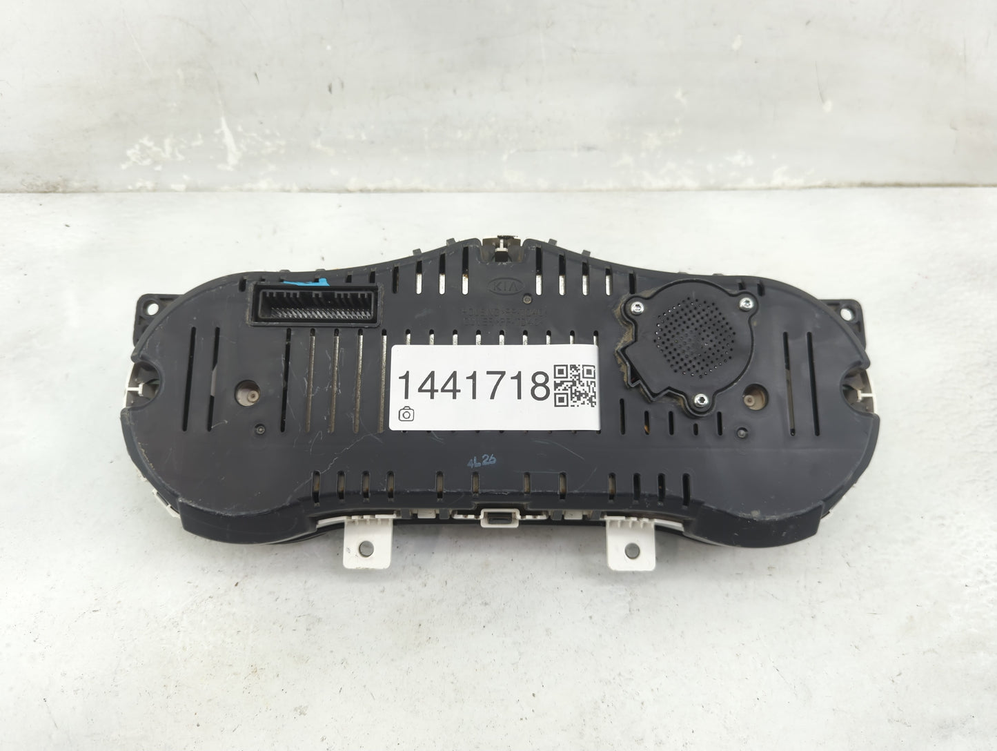 2014-2016 Kia Optima Instrument Cluster Speedometer Gauges P/N:94041-4U000 Fits Fits 2014 2015 2016 OEM Used Auto Parts - Oe