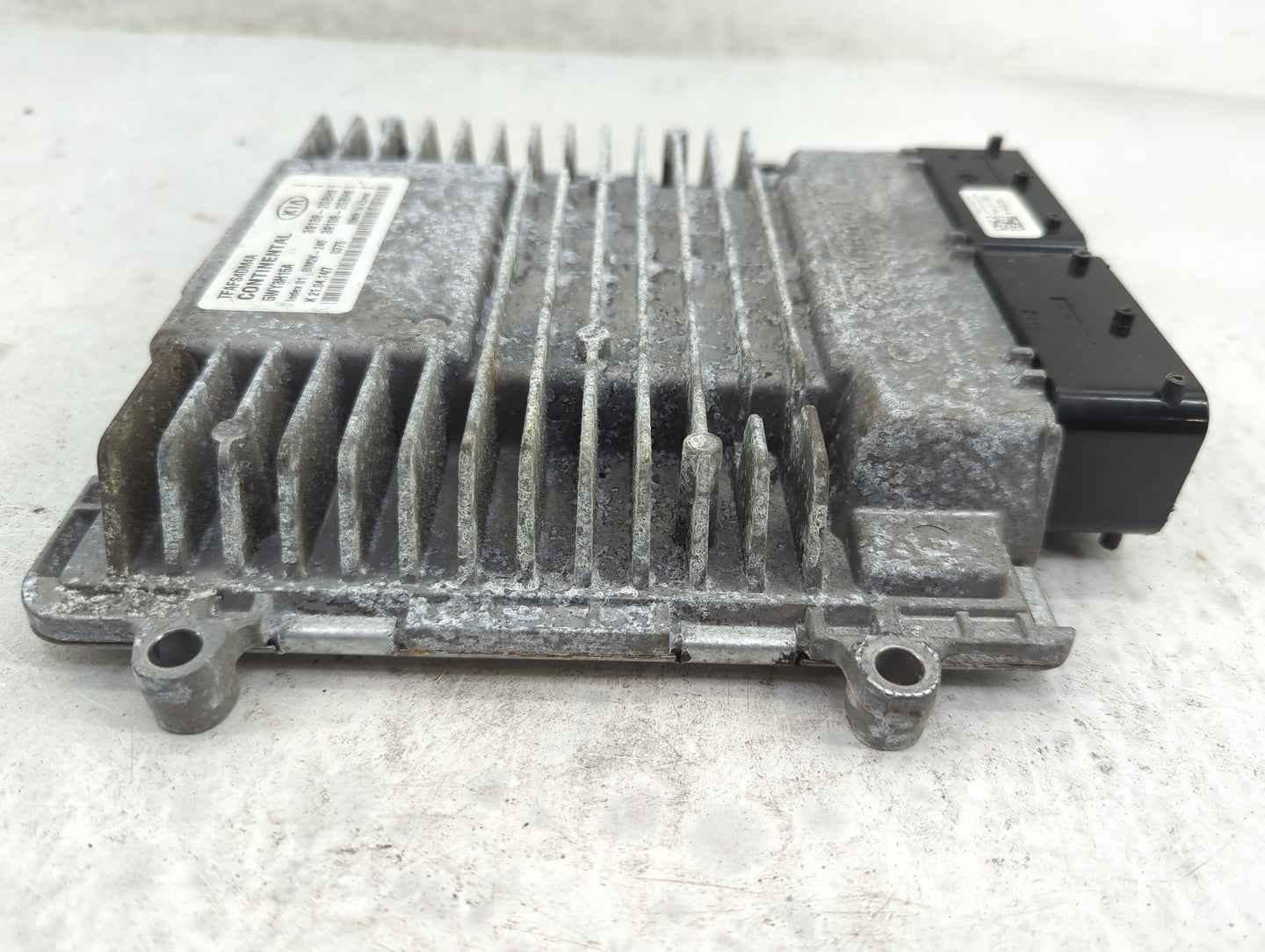 2014-2015 Kia Optima PCM Engine Control Computer ECU ECM PCU OEM P/N:39138-2GBH6 39108-2GBH6, 5WY3H15A Fits Fits 2014 2015 O
