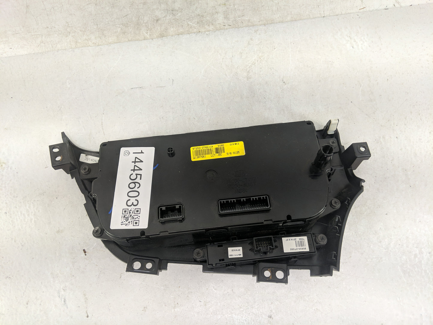 2014-2015 Kia Optima Climate Control Module Temperature AC/Heater Replacement P/N:97250-2TNN1CA Fits Fits 2014 2015 OEM Used