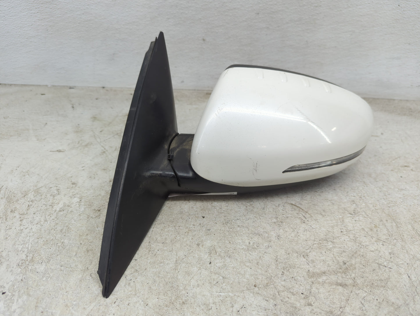 2014-2016 Kia Optima Driver Side View Mirror - Left Door Mirror OEM Used - Oemusedautoparts1.com