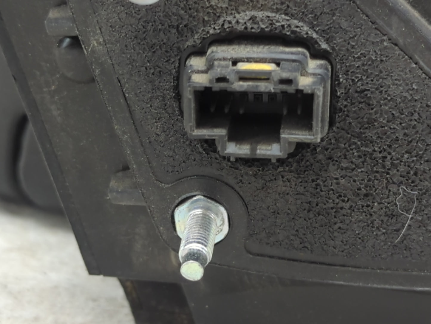 2014-2016 Kia Optima Driver Side View Mirror - Left Door Mirror OEM Used - Oemusedautoparts1.com