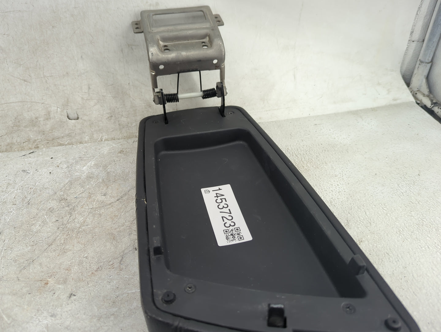 2015 Kia Optima Center Console Armrest Cover Lid Fits OEM Used Auto Parts - Oemusedautoparts1.com