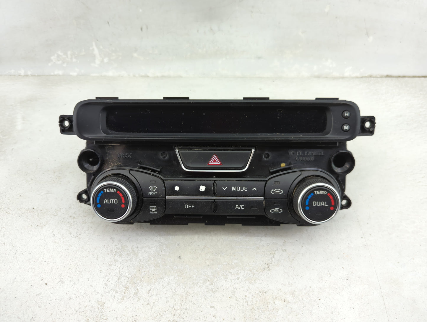 2014-2015 Kia Optima Climate Control Module Temperature AC/Heater Replacement P/N:97250-2TNN1CA Fits Fits 2014 2015 OEM Used