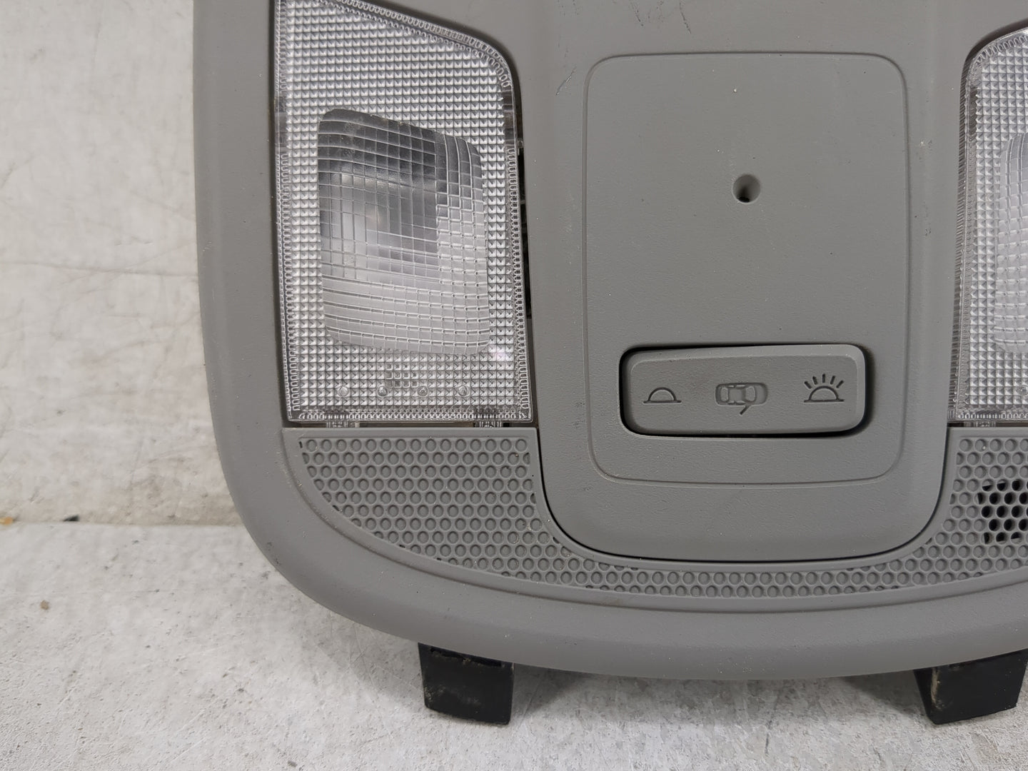 2015 Kia Optima Overhead Roof Console 1454682 - Oemusedautoparts1.com