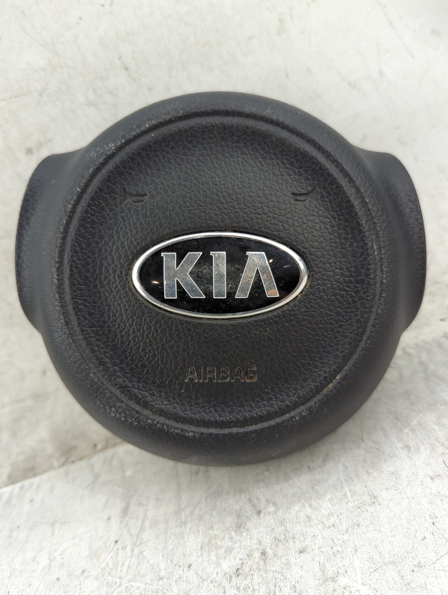 2014-2016 Kia Optima Air Bag Driver Left Steering Wheel Mounted Black - Oemusedautoparts1.com