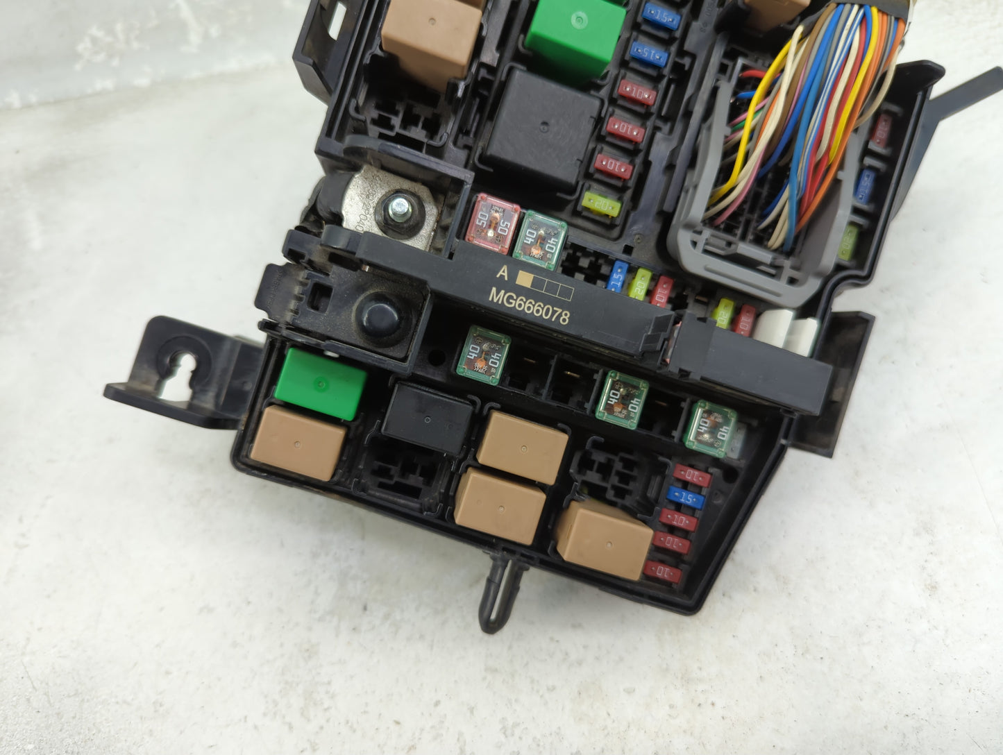 2014-2015 Kia Optima Fusebox Fuse Box Panel Relay Module P/N:91955-2T871QQK MG666078 Fits Fits 2014 2015 OEM Used Auto Parts