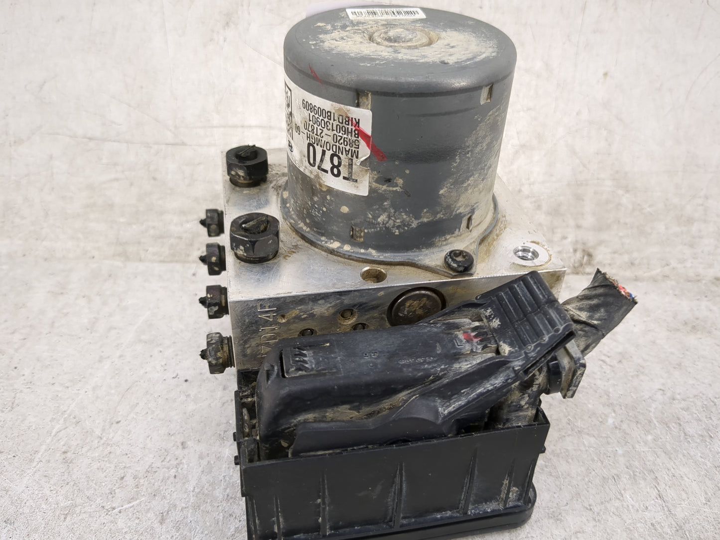 2014-2015 Kia Optima ABS Pump Control Module Replacement P/N:58920-2T870 Fits Fits 2014 2015 OEM Used Auto Parts - Oemusedau