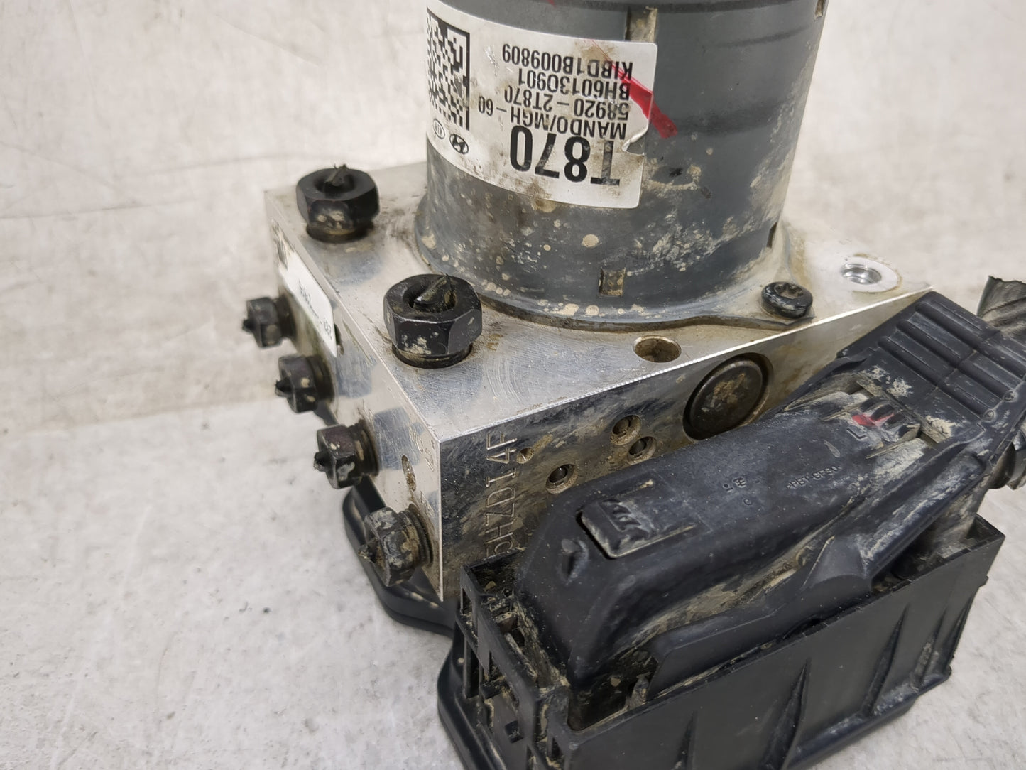 2014-2015 Kia Optima ABS Pump Control Module Replacement P/N:58920-2T870 Fits Fits 2014 2015 OEM Used Auto Parts - Oemusedau