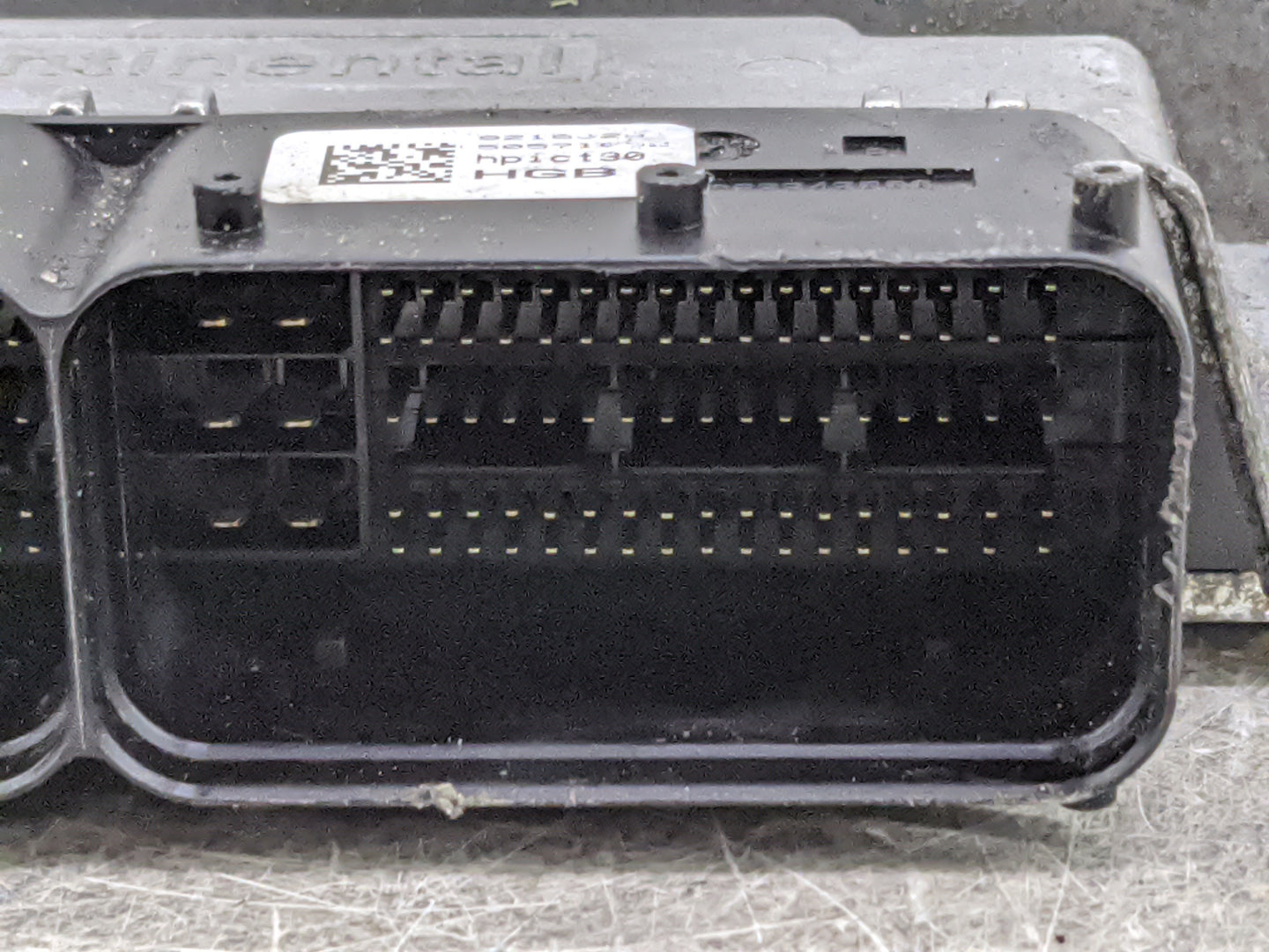 2014-2015 Kia Optima PCM Engine Control Computer ECU ECM PCU OEM P/N:39138-2GBE6 39108-2GBE6, 5WY3K99A Fits Fits 2014 2015 O