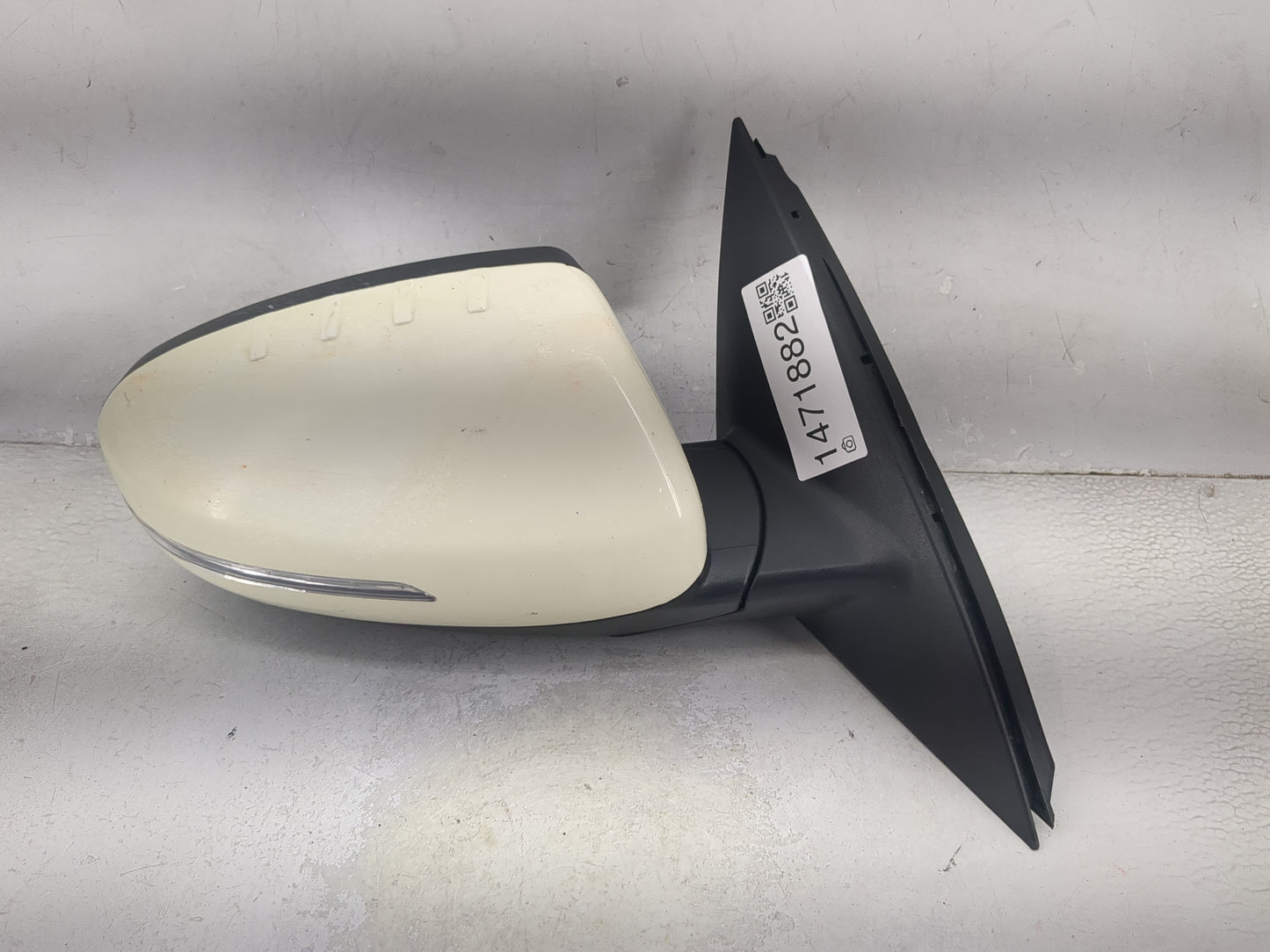 2015 Kia Optima Passenger Side View Mirror - Right Door Mirror OEM Used - Oemusedautoparts1.com