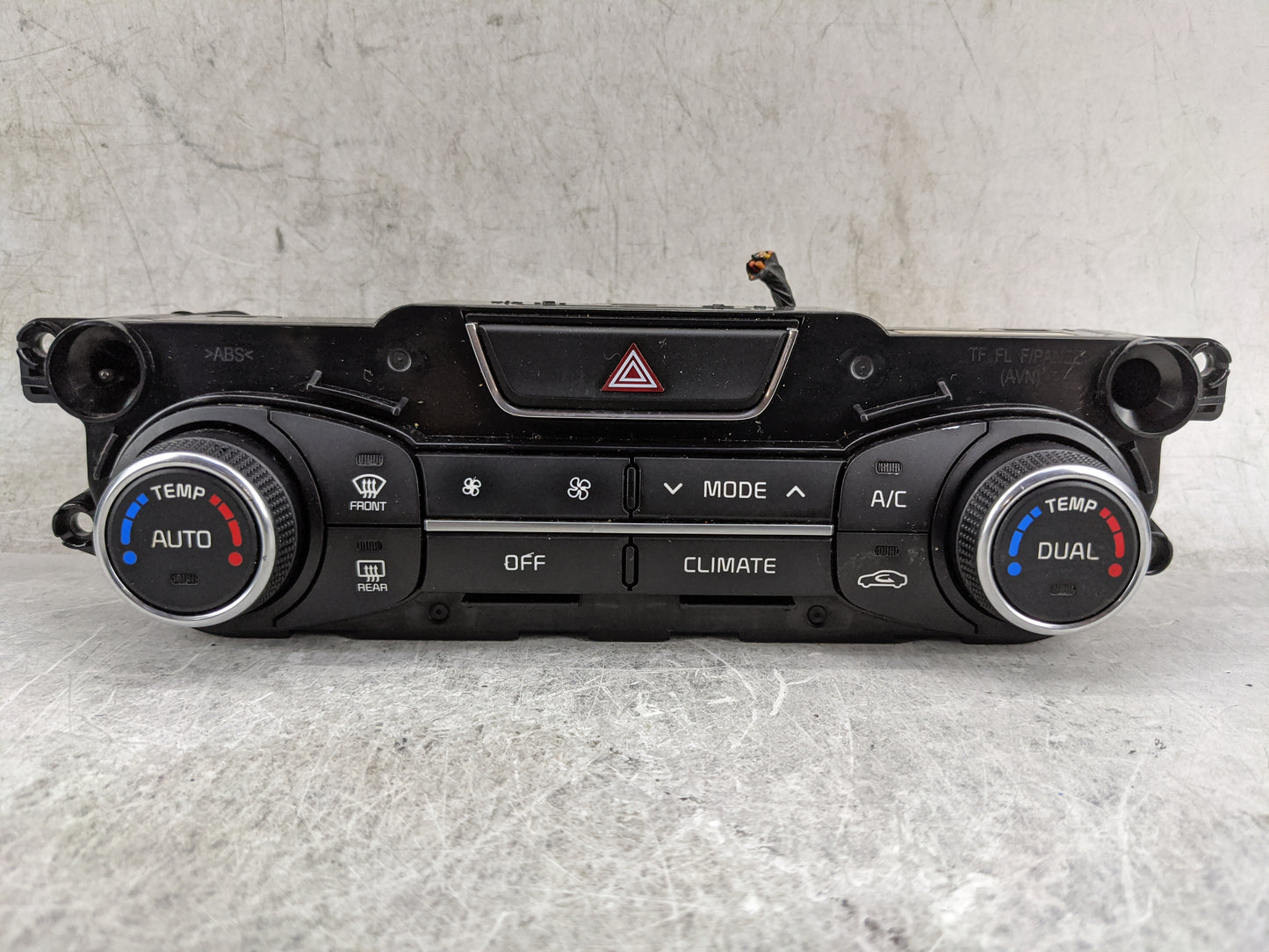 2014-2015 Kia Optima Climate Control Module Temperature AC/Heater Replacement P/N:97250-2TQN0CA Fits Fits 2014 2015 OEM Used