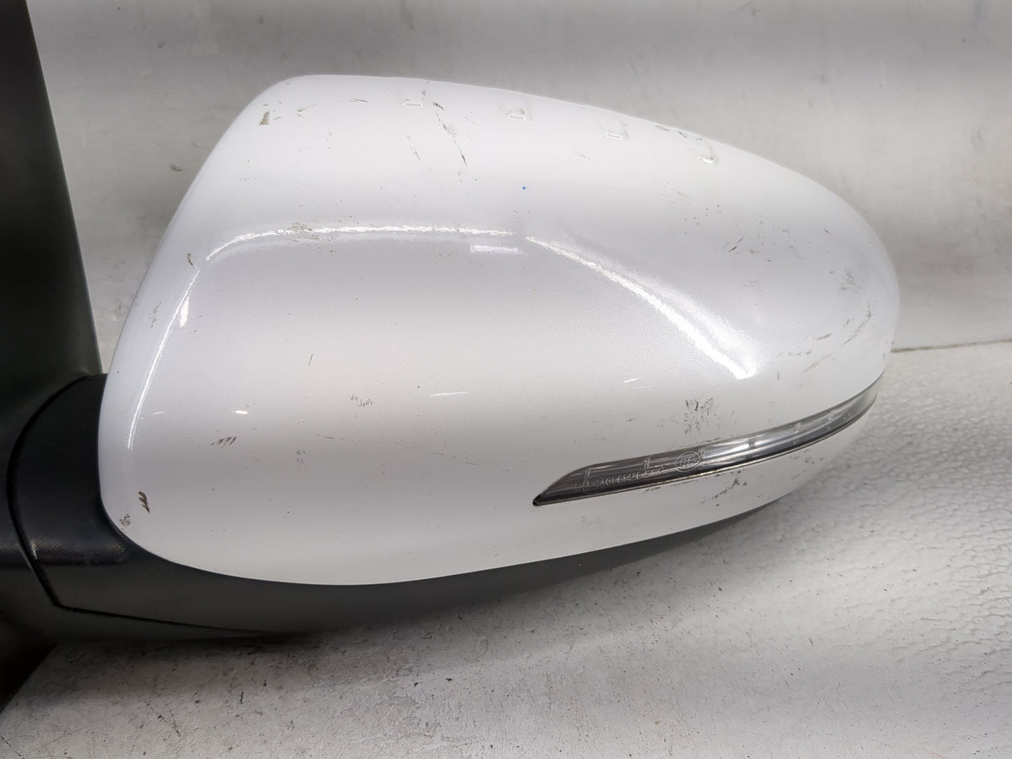 2014-2015 Kia Optima Driver Side View Mirror - Left Door Mirror OEM Used - Oemusedautoparts1.com
