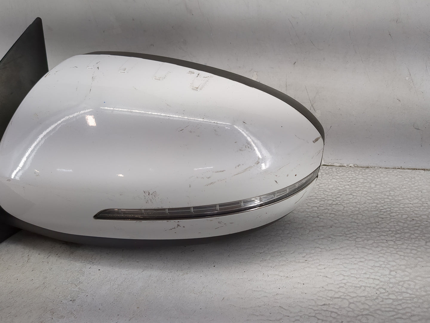 2014-2015 Kia Optima Driver Side View Mirror - Left Door Mirror OEM Used - Oemusedautoparts1.com