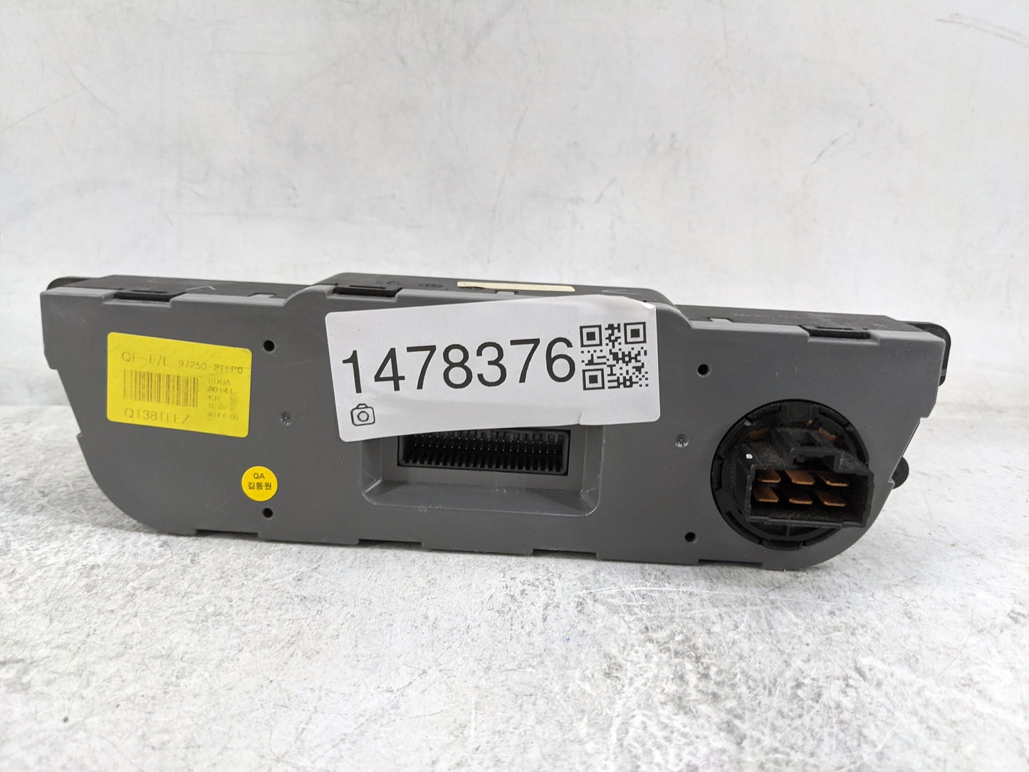 2014-2015 Kia Optima Climate Control Module Temperature AC/Heater Replacement P/N:97250-2TLE0 Fits Fits 2014 2015 OEM Used A
