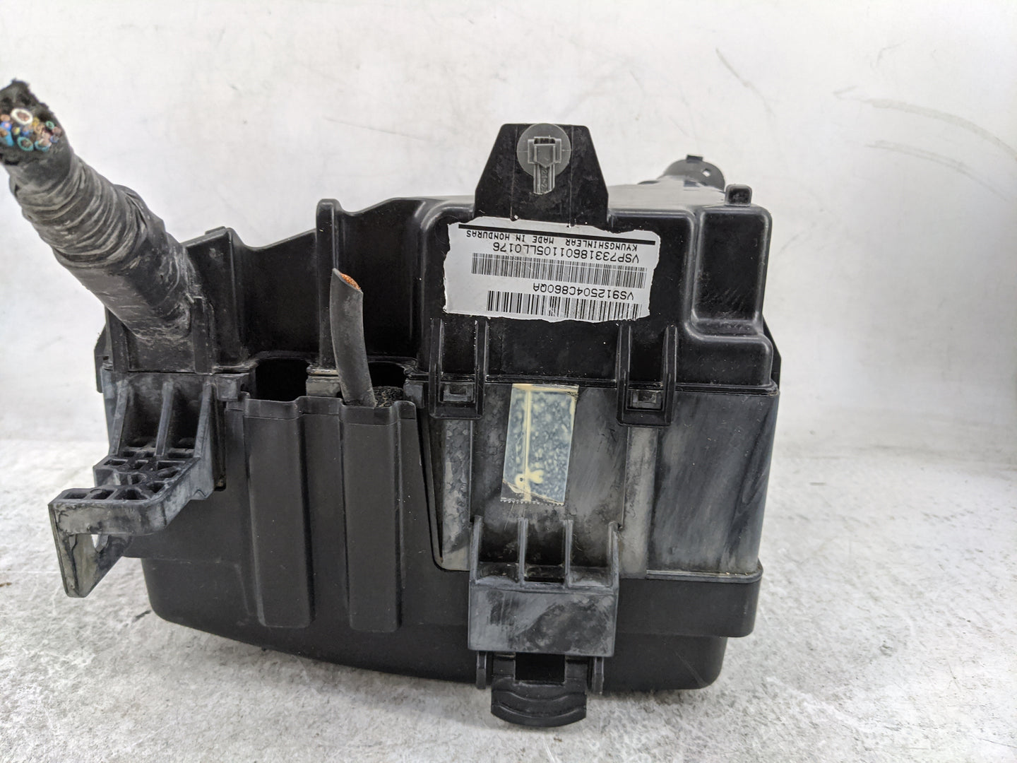 2014-2015 Kia Optima Fusebox Fuse Box Panel Relay Module P/N:VS912504C860QA VSP7331860110SLL0176 Fits Fits 2014 2015 OEM Use