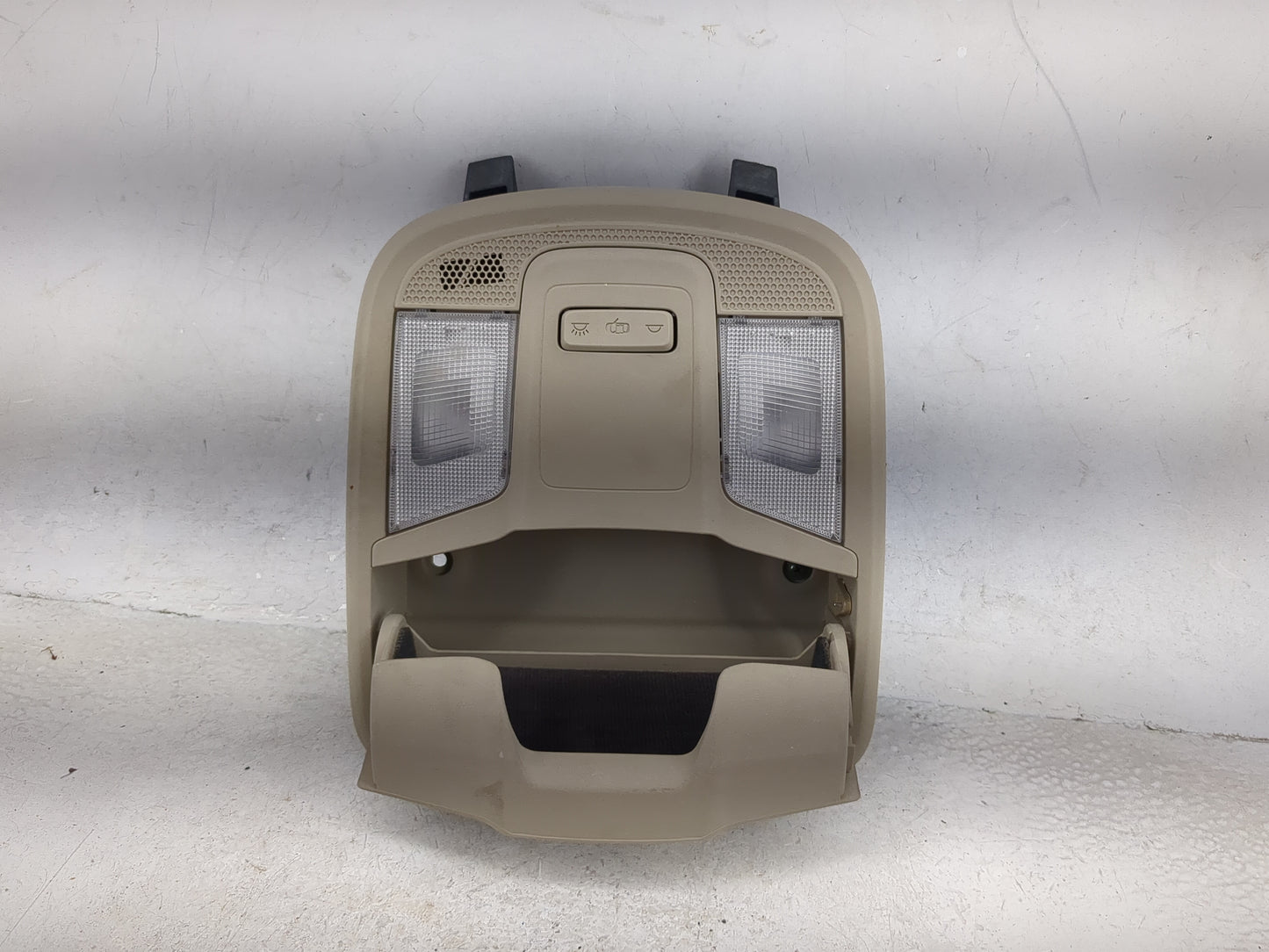 2014-2016 Kia Optima Overhead Roof Console Tan 1497380 - Oemusedautoparts1.com