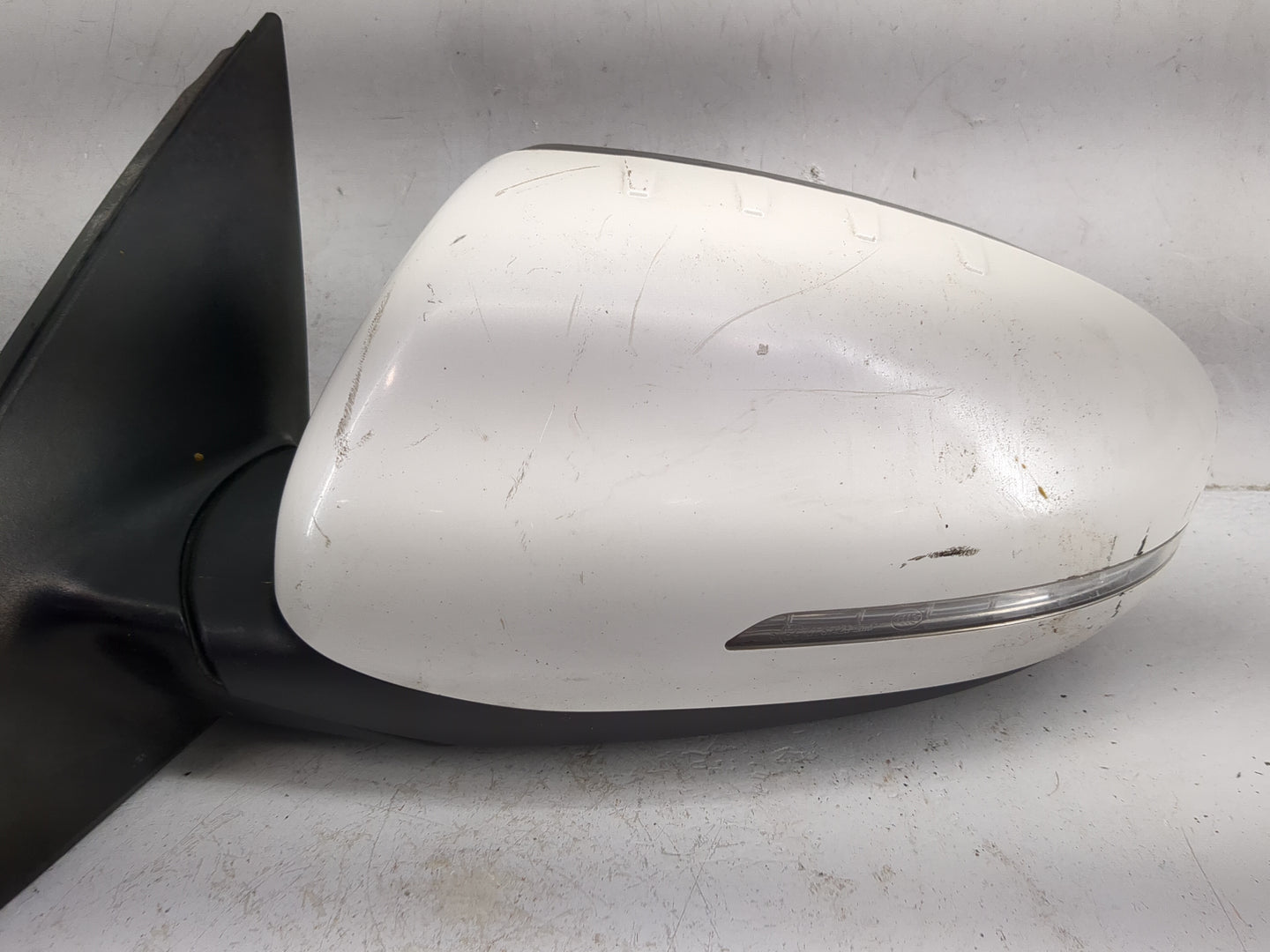 2014-2016 Kia Optima Driver Side View Mirror - Left Door Mirror OEM Used - Oemusedautoparts1.com
