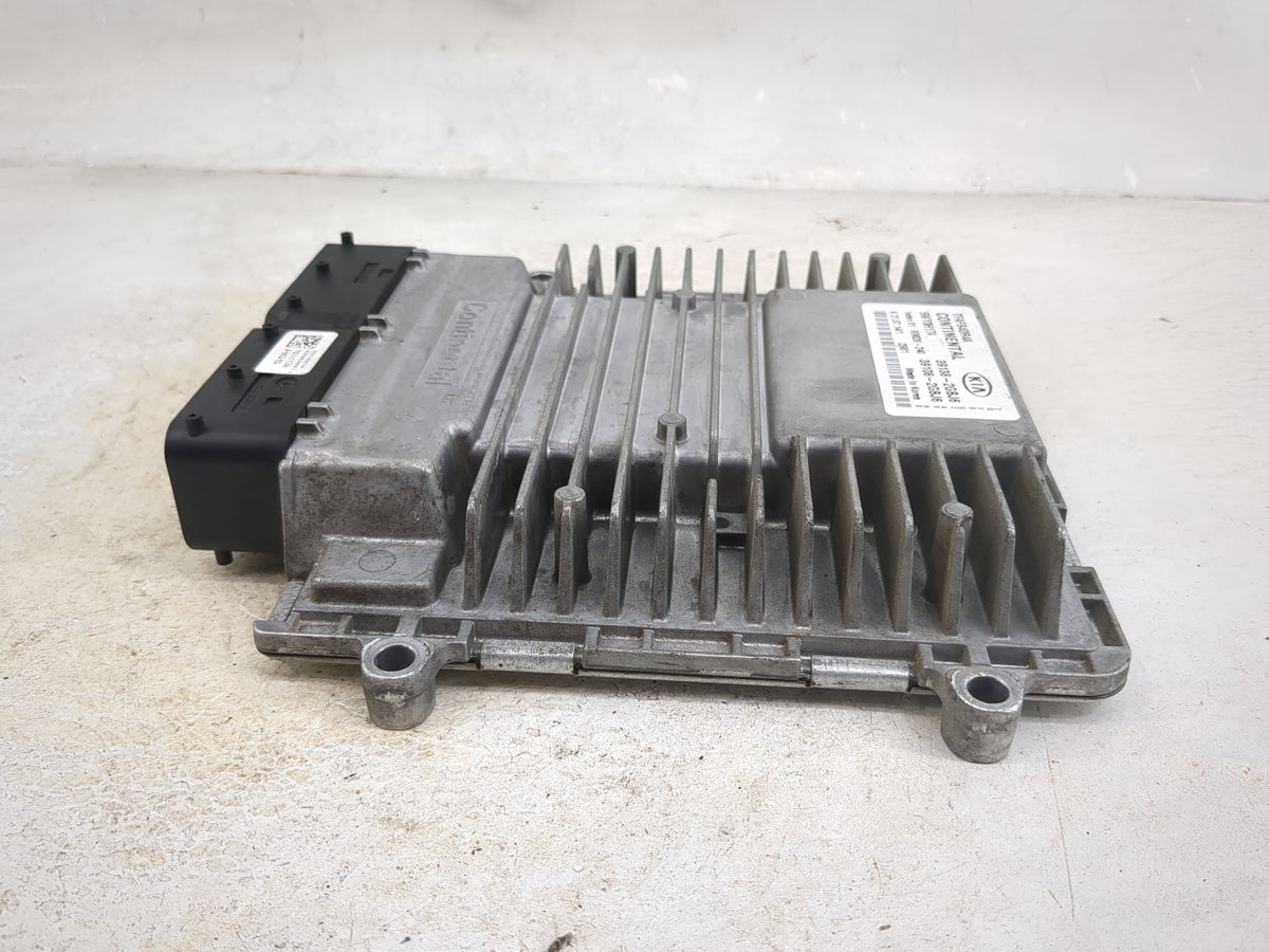 2015 Kia Optima PCM Engine Control Computer ECU ECM PCU OEM P/N:TFAFS4DR4A 5WY3H17A, 39138-2GBJ6, 39108-2GBJ6, SIM2K-240 OEM